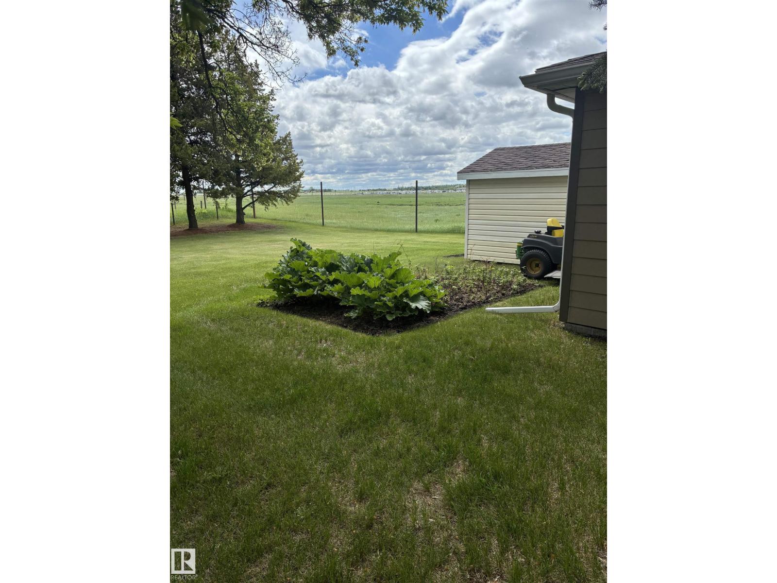 25055 Twp Rd 492 - 30