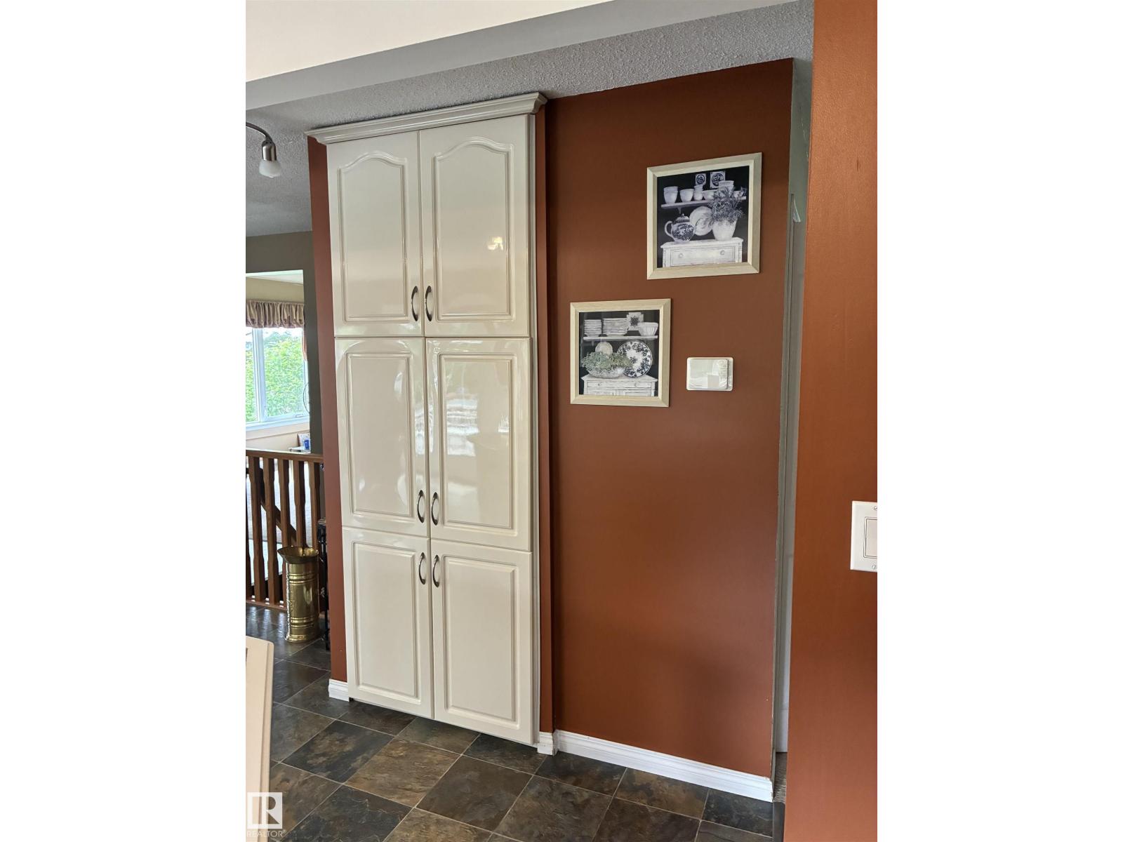 25055 Twp Rd 492 - 4