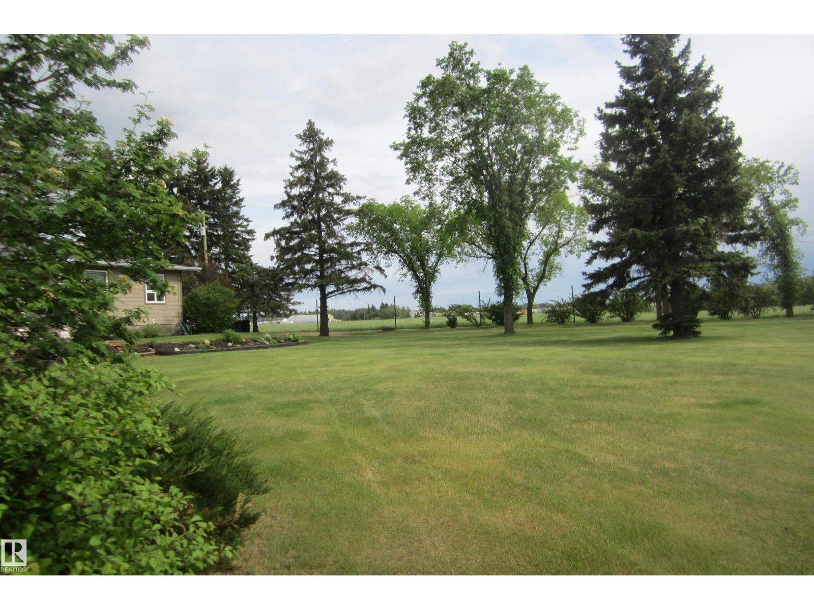 25055 Twp Rd 492 - 43