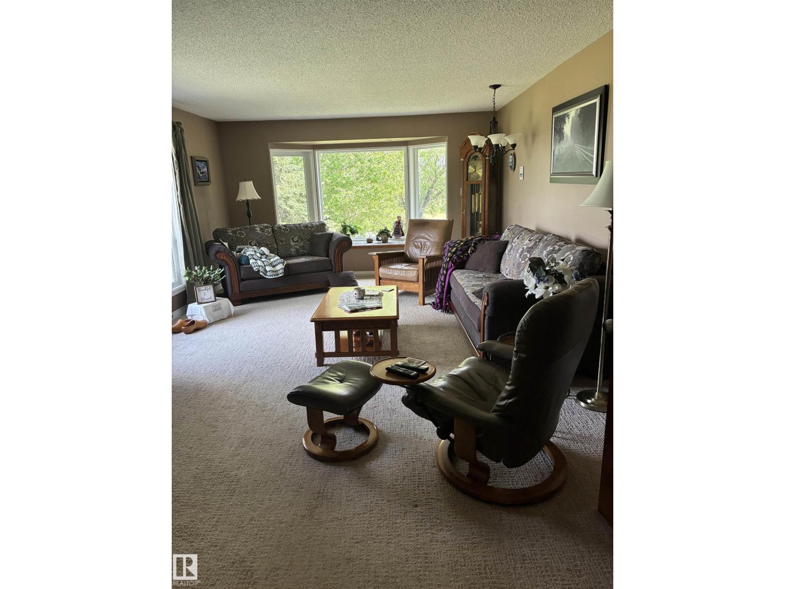 25055 Twp Rd 492 - 6