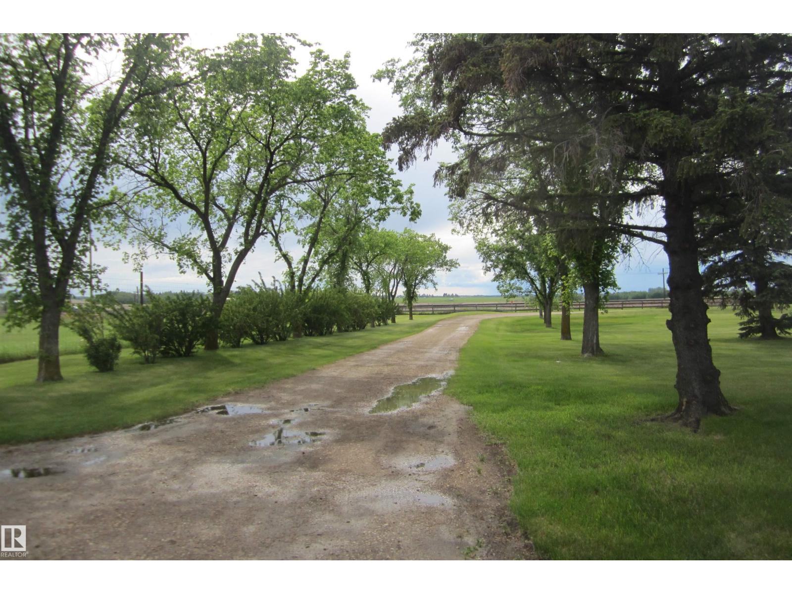 25055 Twp Rd 492 - 63