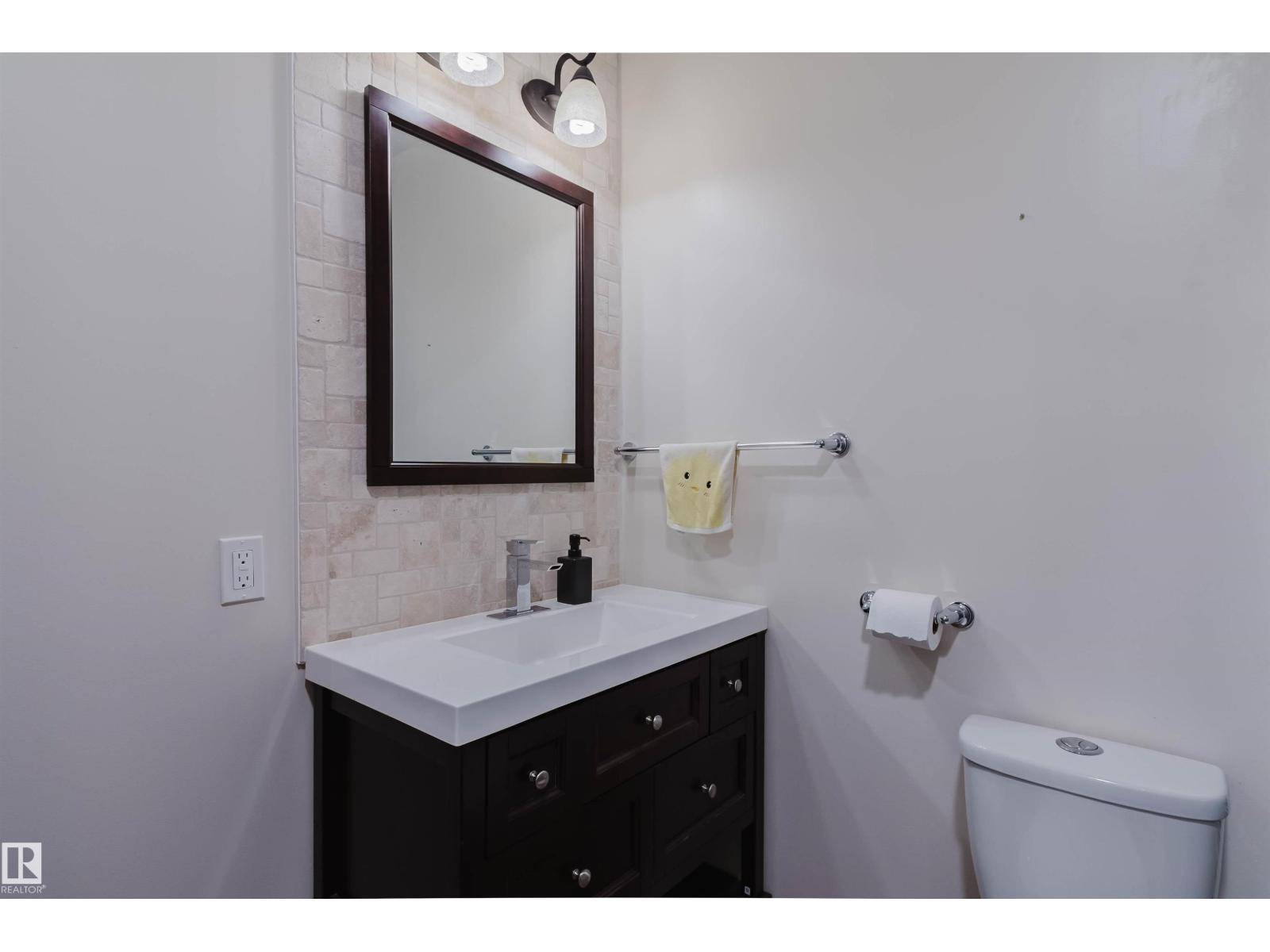 21223 58 AV NW — photo 21