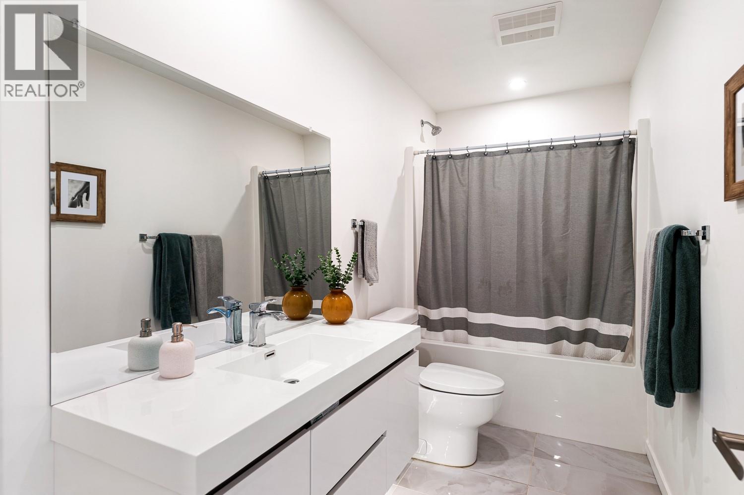 #12 40 Kestrel Place - 31