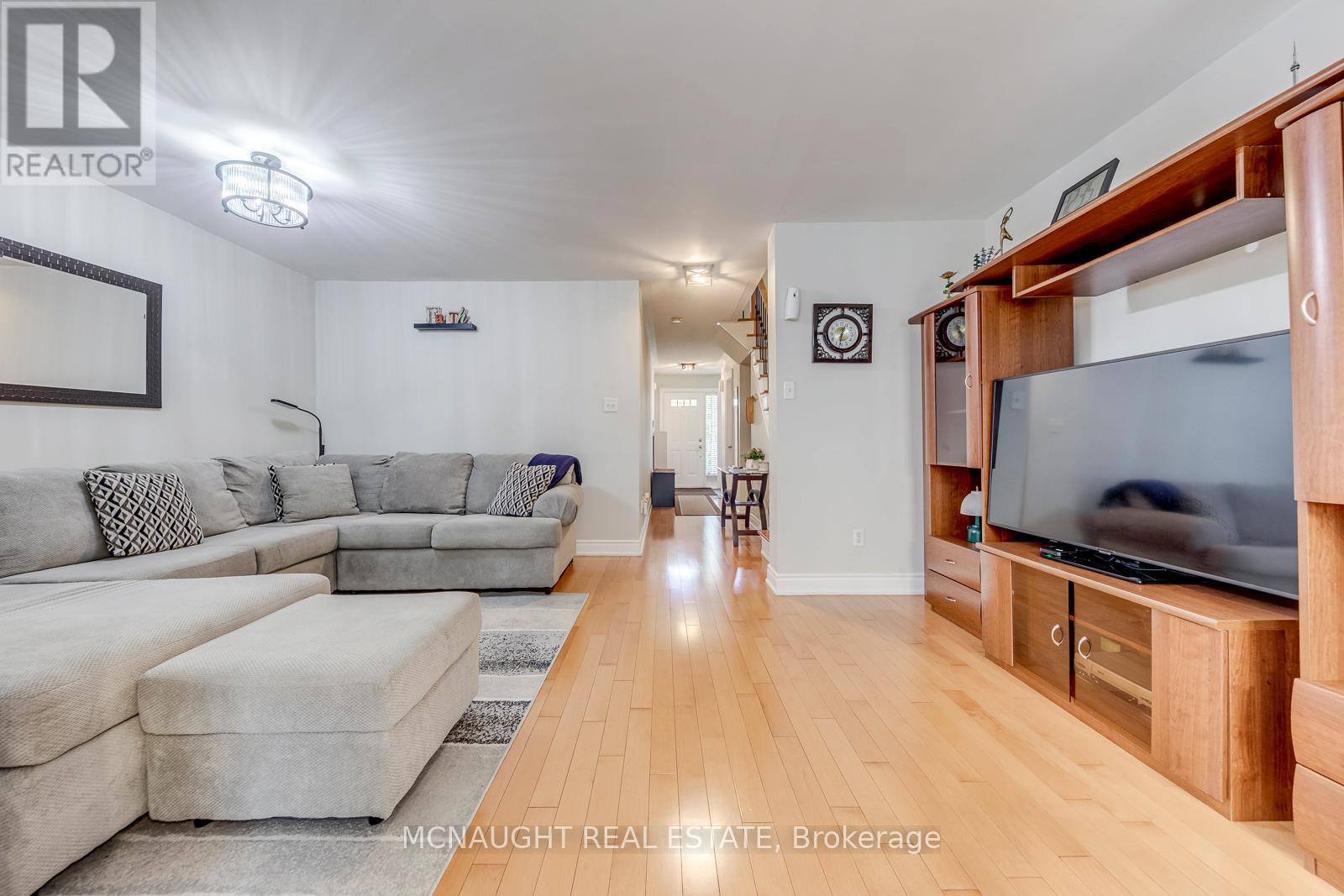 3 SPRINGSIDE WAY - 10