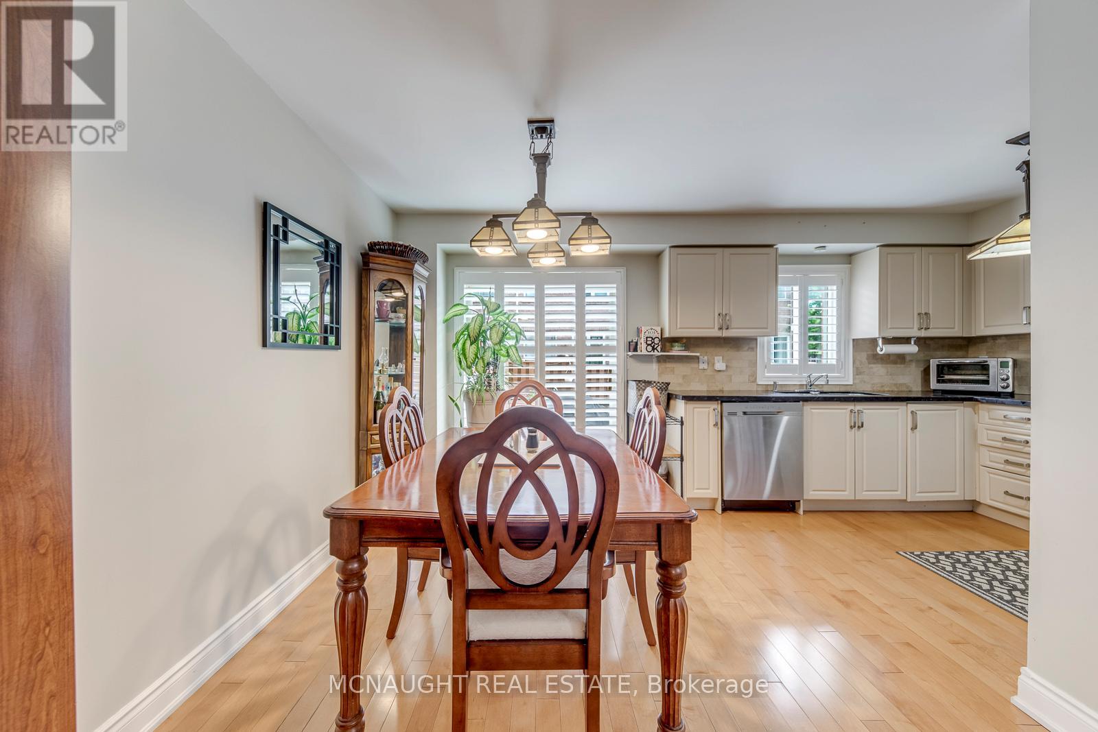 3 SPRINGSIDE WAY - 12