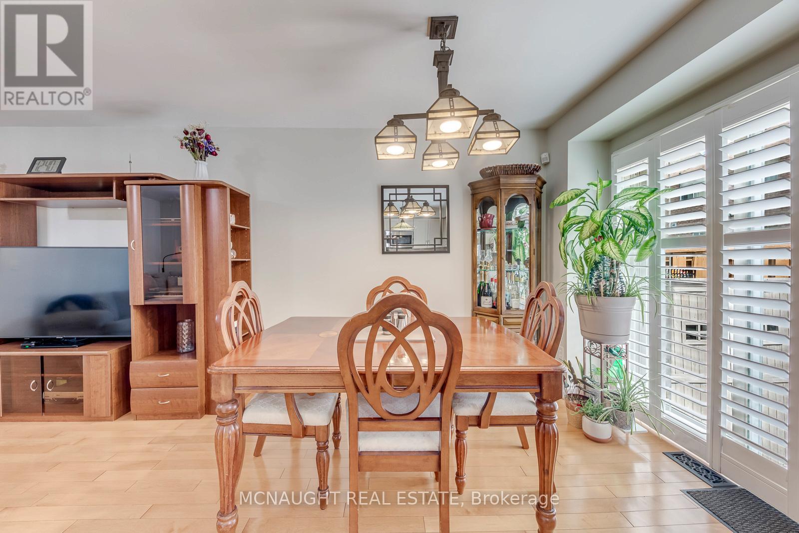 3 SPRINGSIDE WAY - 14