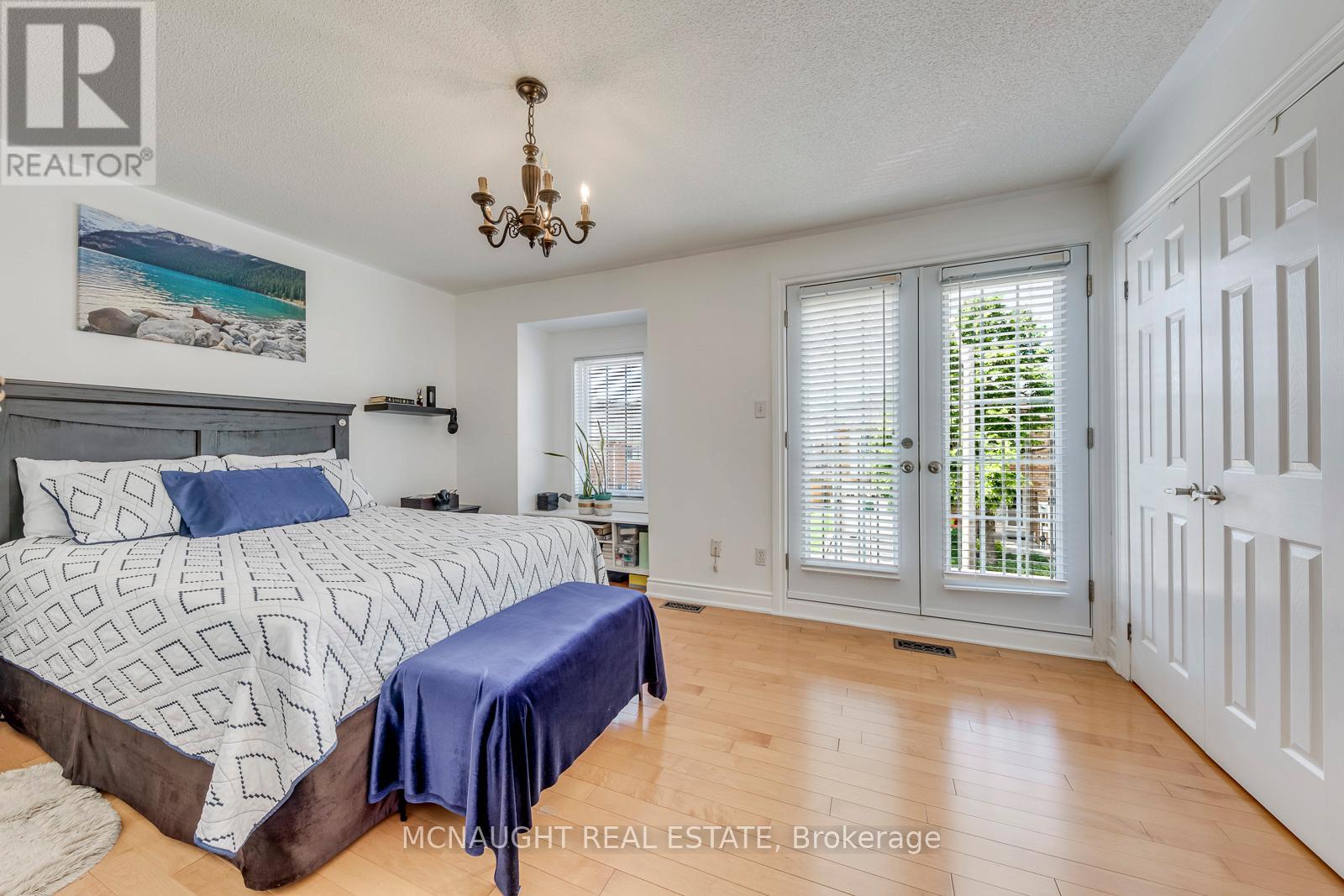 3 SPRINGSIDE WAY - 22