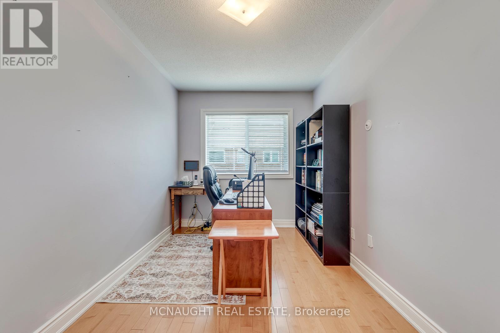 3 SPRINGSIDE WAY - 27