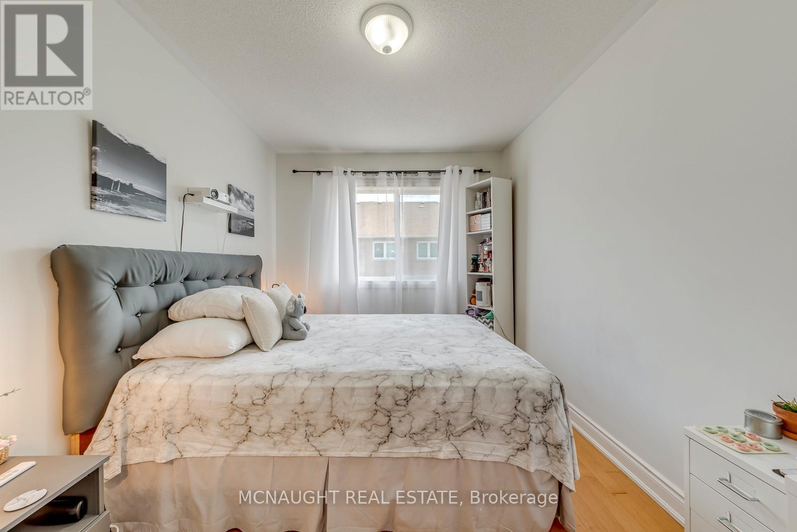 3 SPRINGSIDE WAY - 29