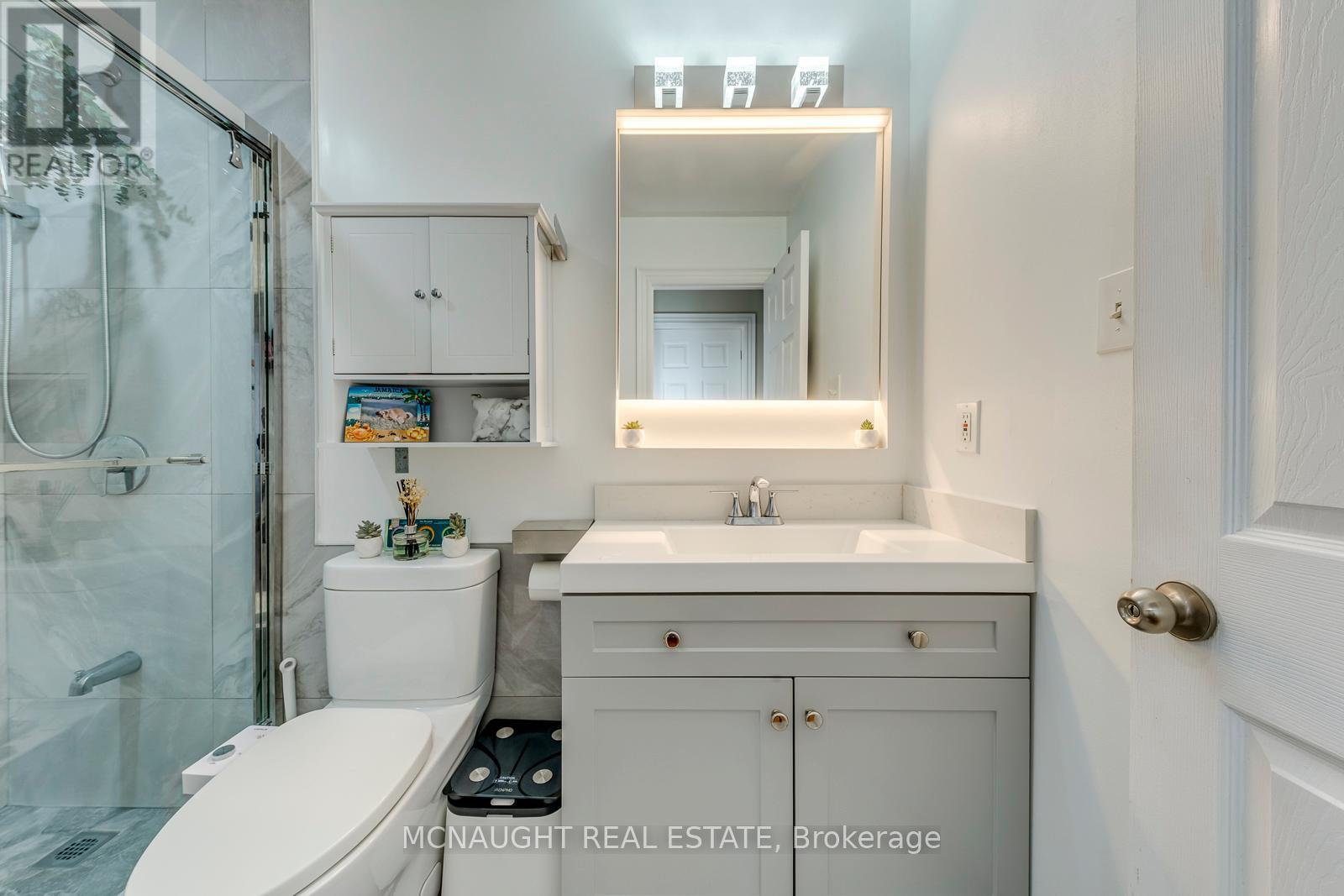 3 SPRINGSIDE WAY - 30