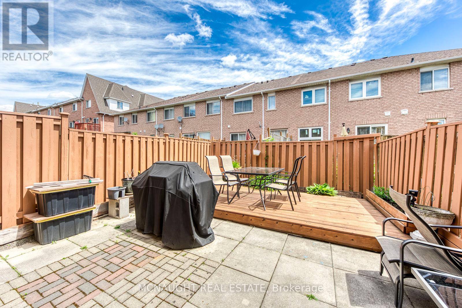 3 SPRINGSIDE WAY - 36