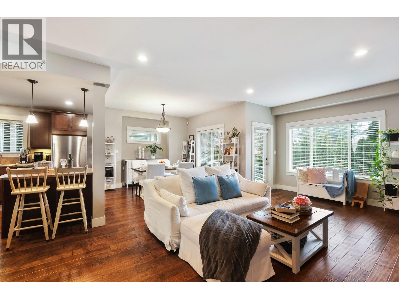 #8 6635 Tronson Road - 17