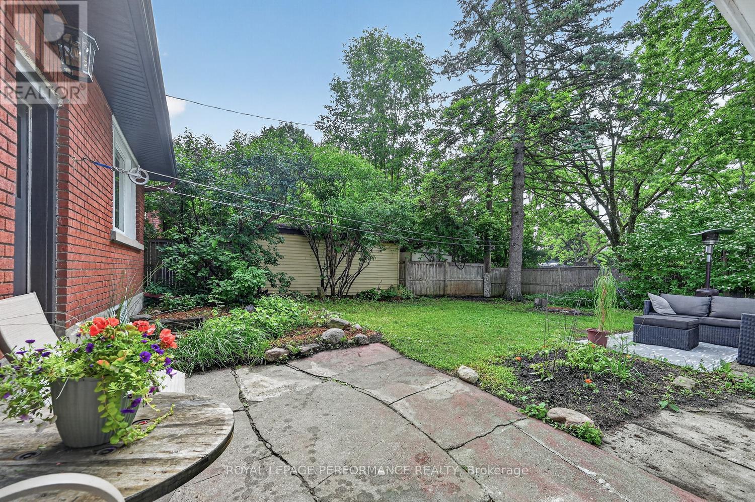 4 Bed, 2 Bath House for Sale in Ottawa – 140 BEGONIA AVENUE, Ottawa – MLS# X13434744 - Image 37