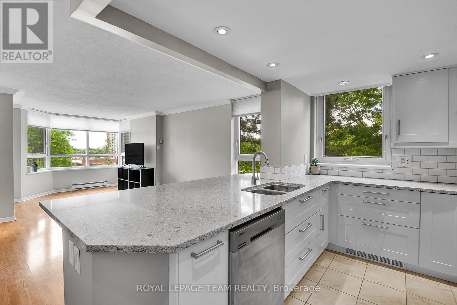 2 Bed, 2 Bath House for Sale in Ottawa – 415 – 80 SANDCASTLE DRIVE N, Ottawa – MLS# X13441610 - Image 17