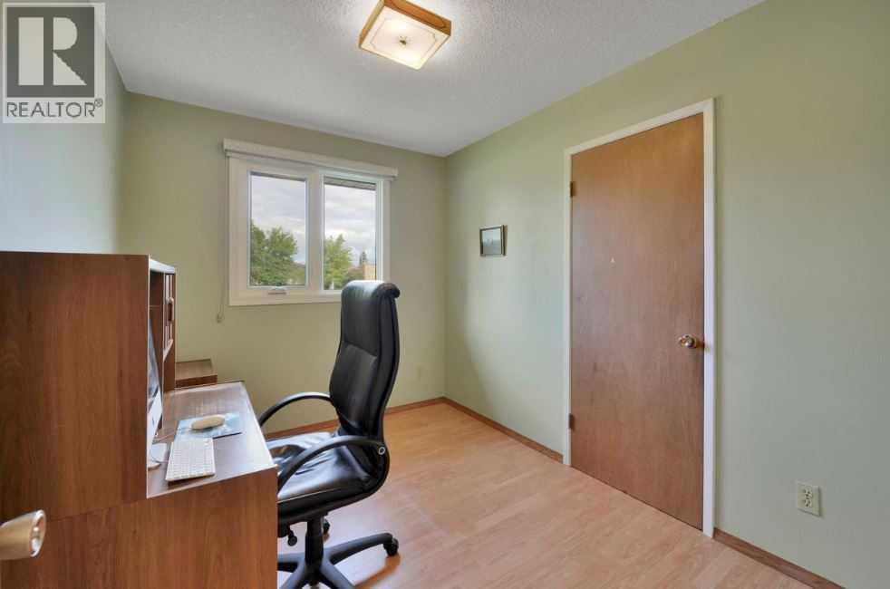 2 Mitchell Avenue — photo 16