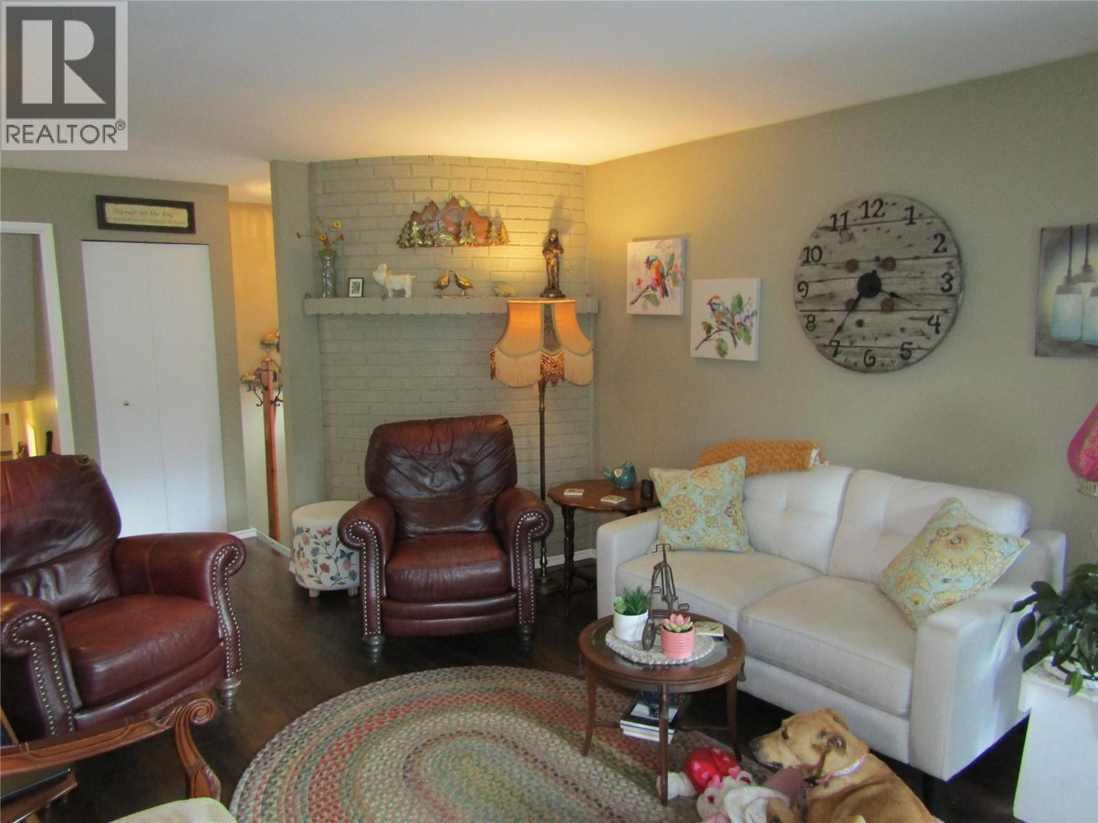 884 Strathmore Avenue - 16