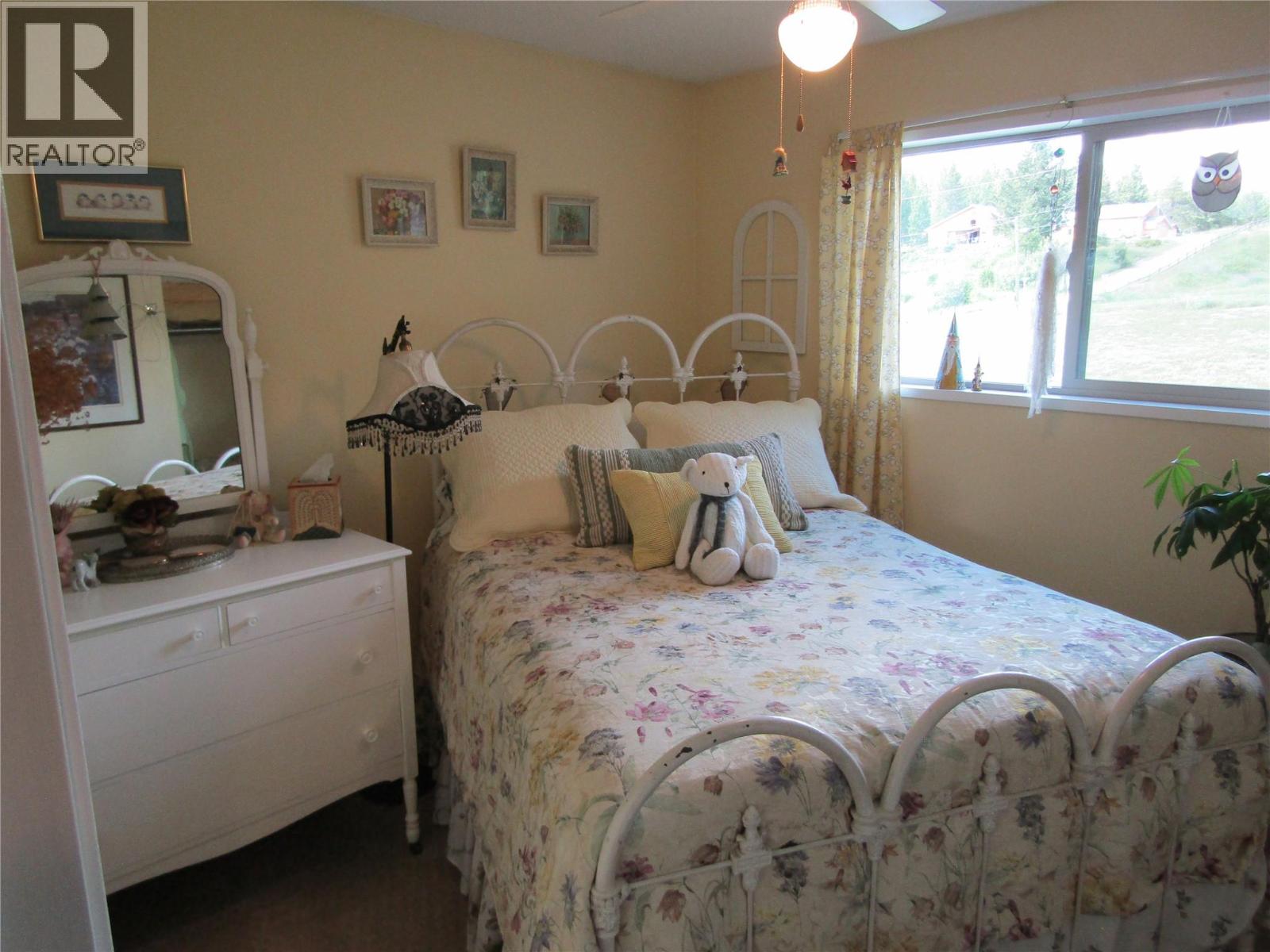 884 Strathmore Avenue - 28