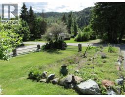 4pc Bathroom - 884 Strathmore Avenue, Greenwood, BC V0H1J0 Photo 9