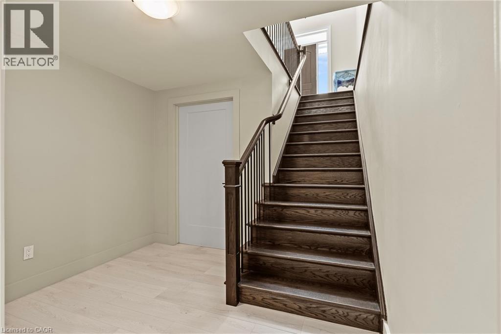 8 CAMPBELL Street - 25