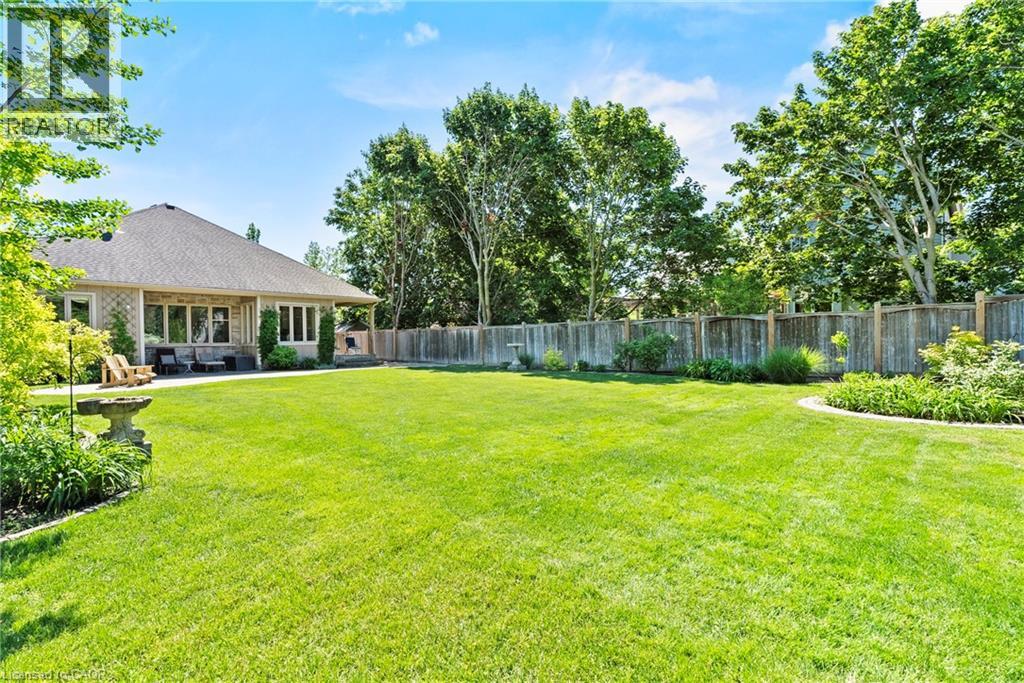 8 CAMPBELL Street - 3