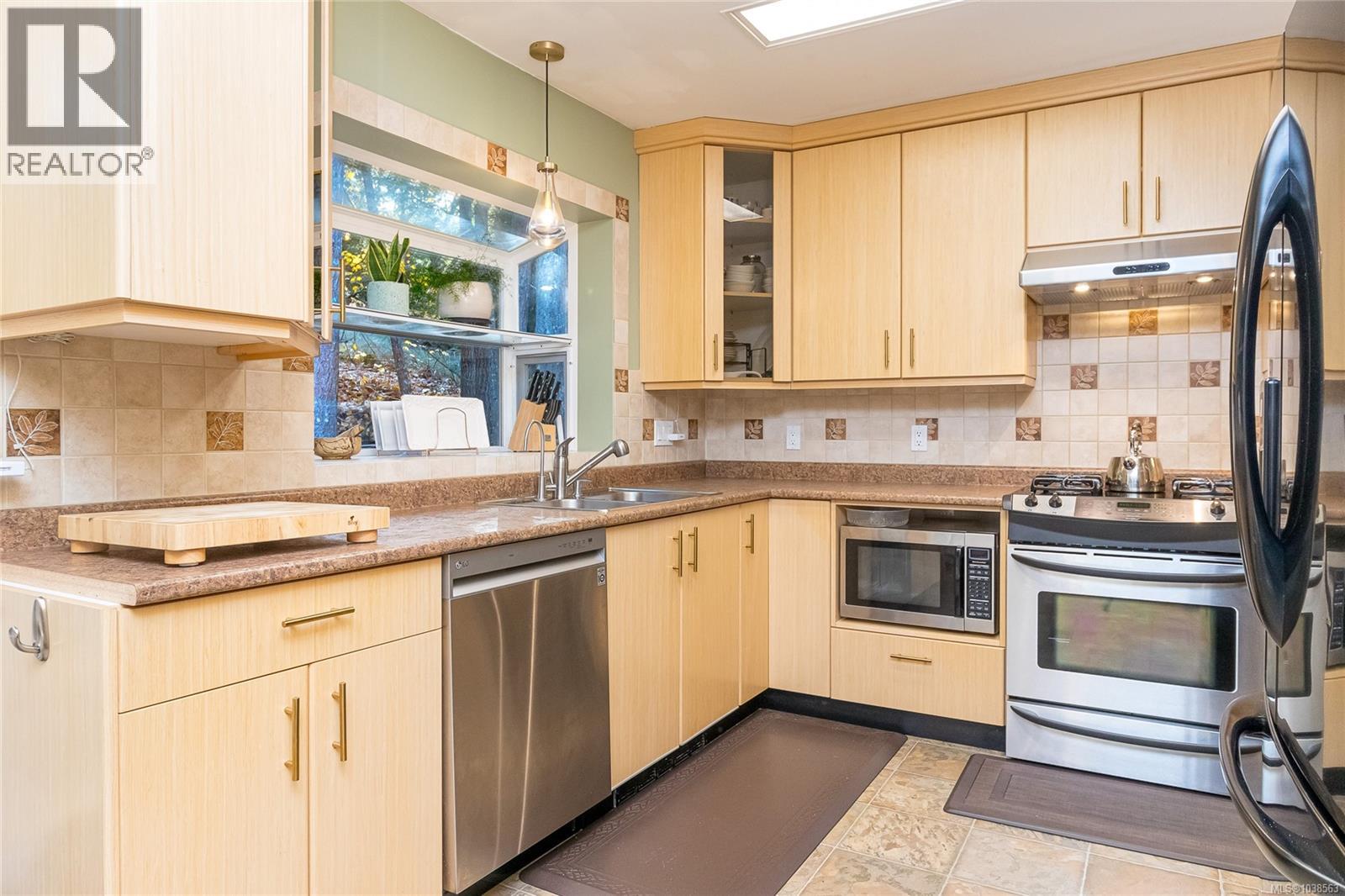1364 Kingsview Rd - 30