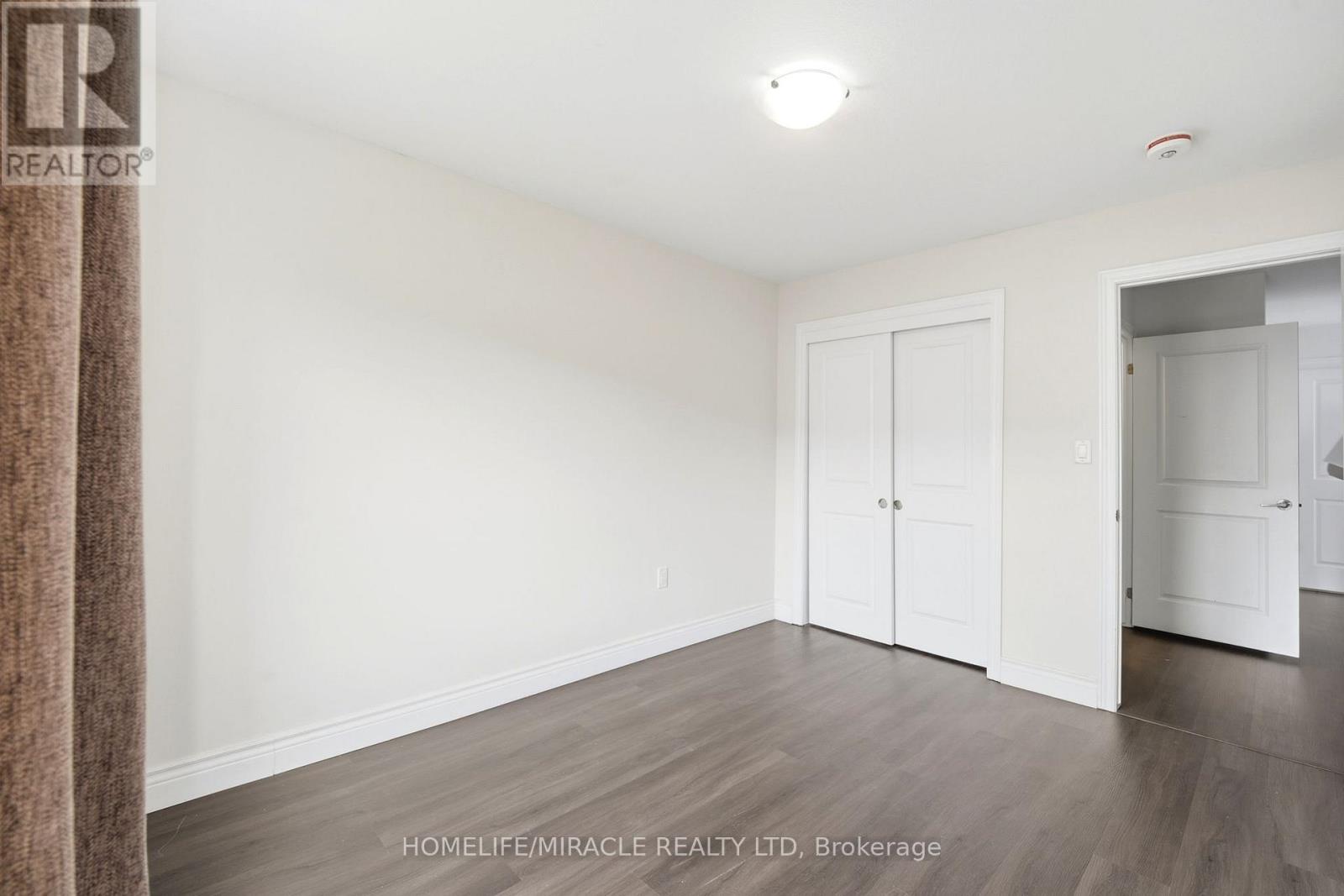 #49 1890 RYMAL ROAD E - 31