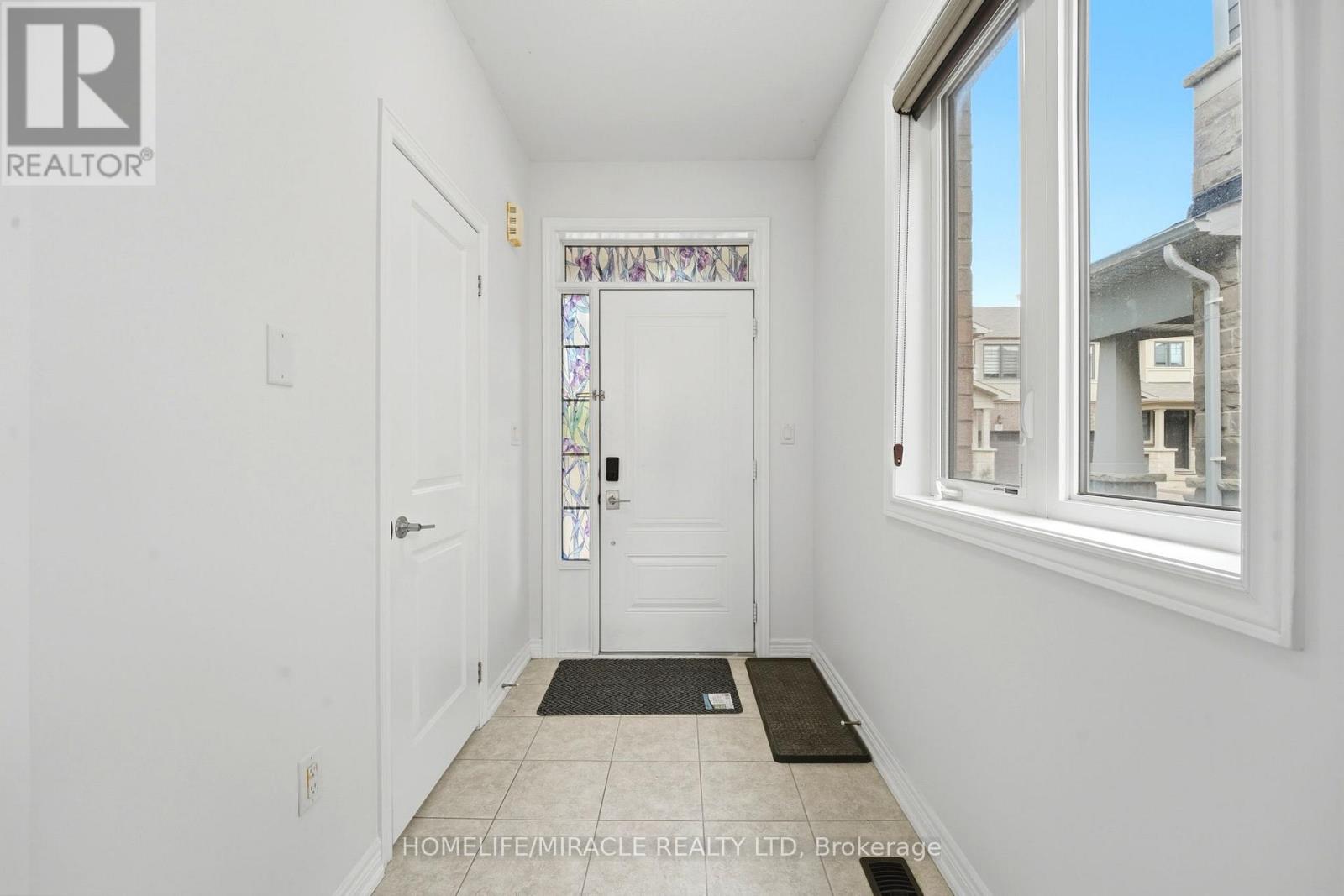 #49 1890 RYMAL ROAD E - 5