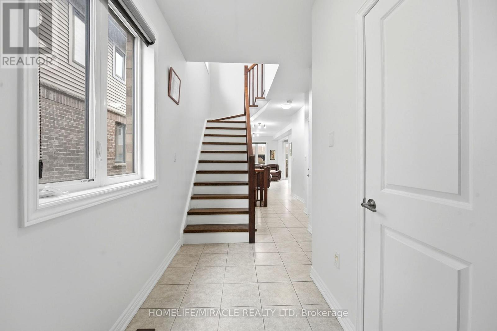 #49 1890 RYMAL ROAD E - 6