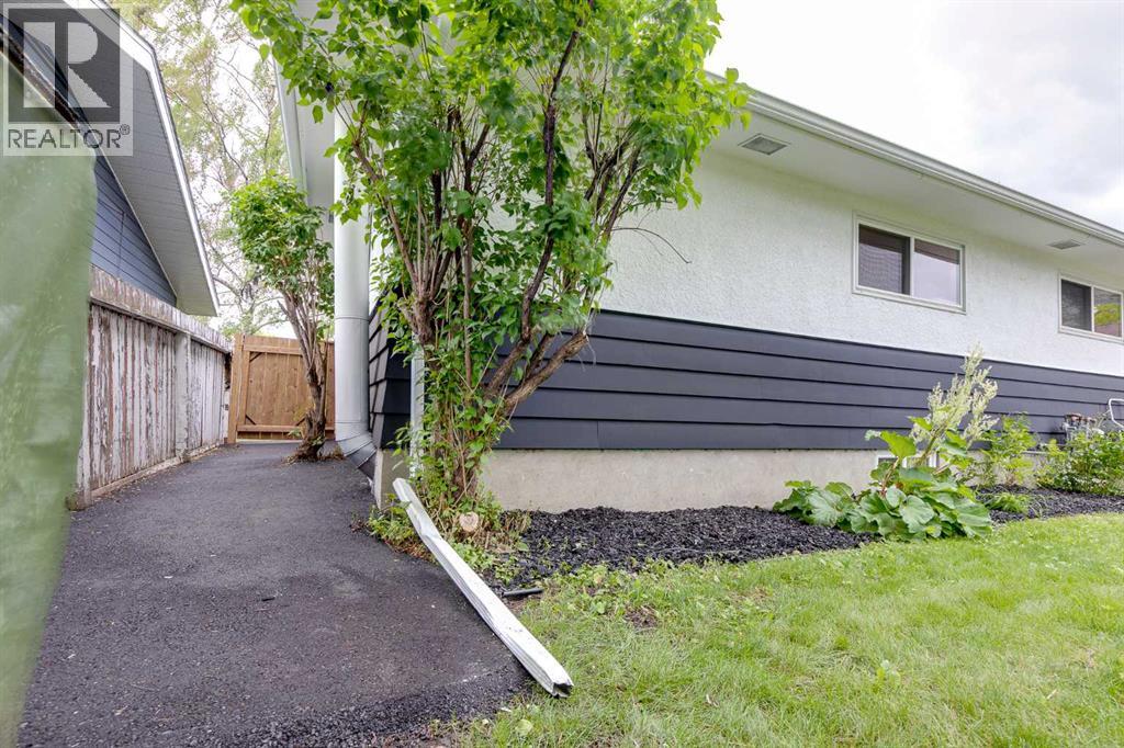 132 Haysboro Crescent SW — photo 33