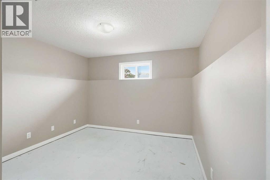 324 Mt Aberdeen Close SE — photo 19
