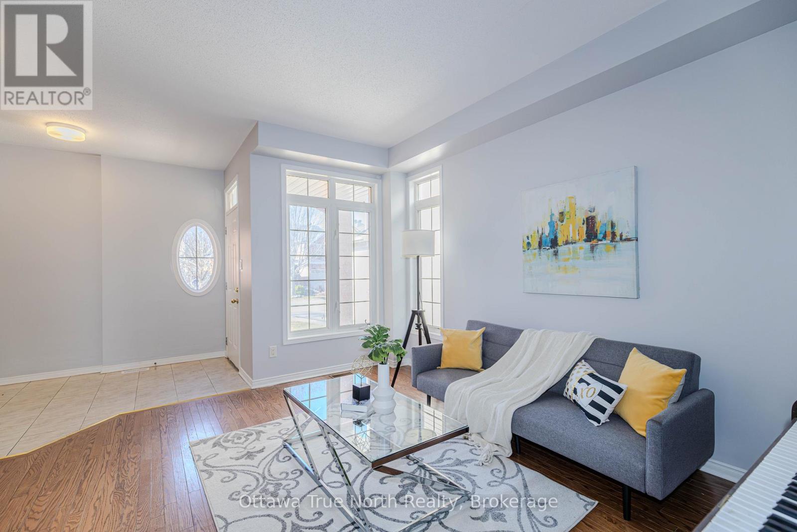 110 MACARA CRESCENT - 3