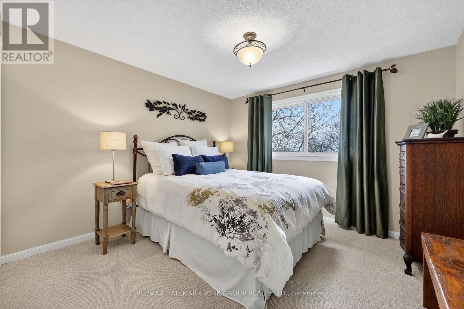 8 GRANT COURT - 29
