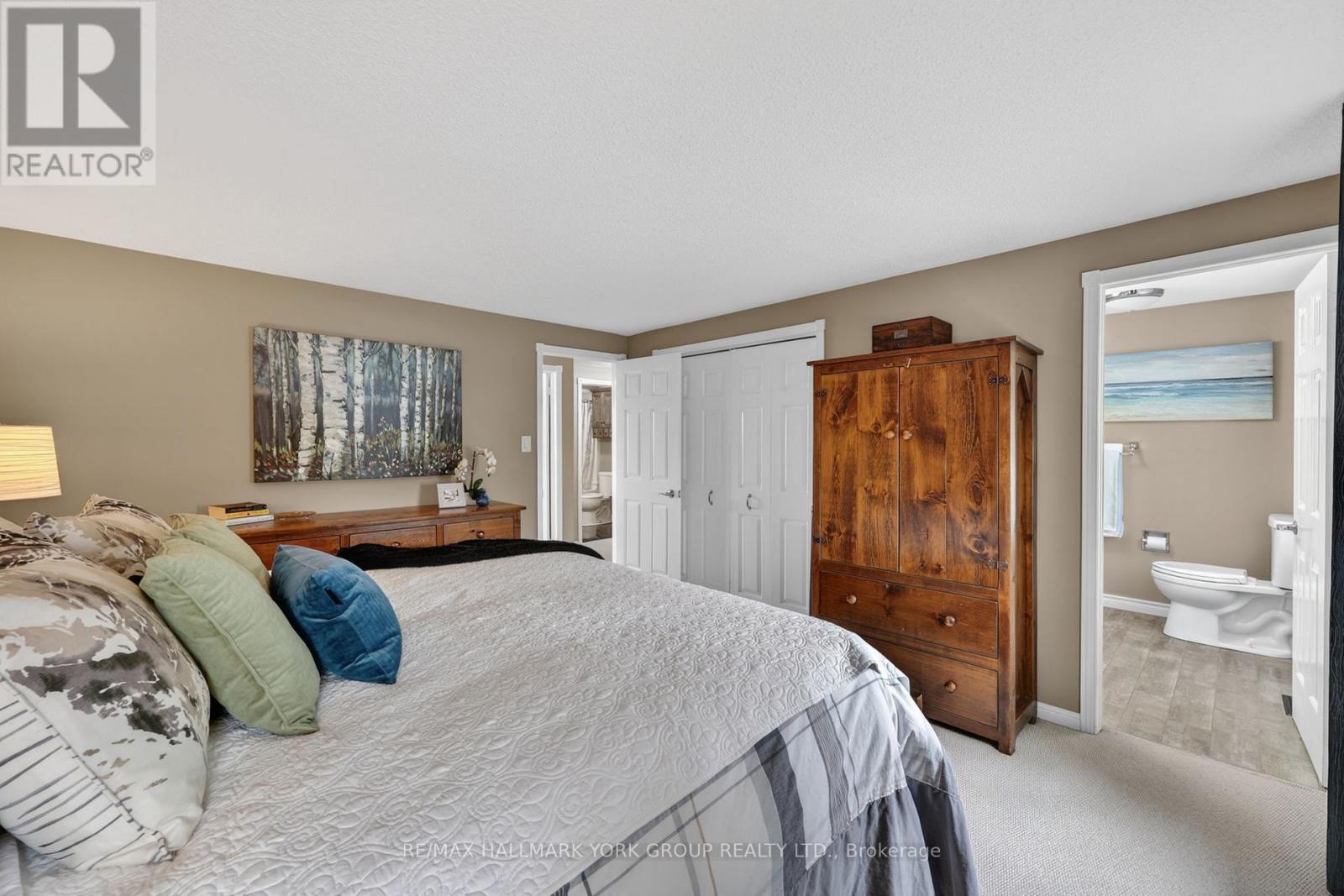8 GRANT COURT - 26