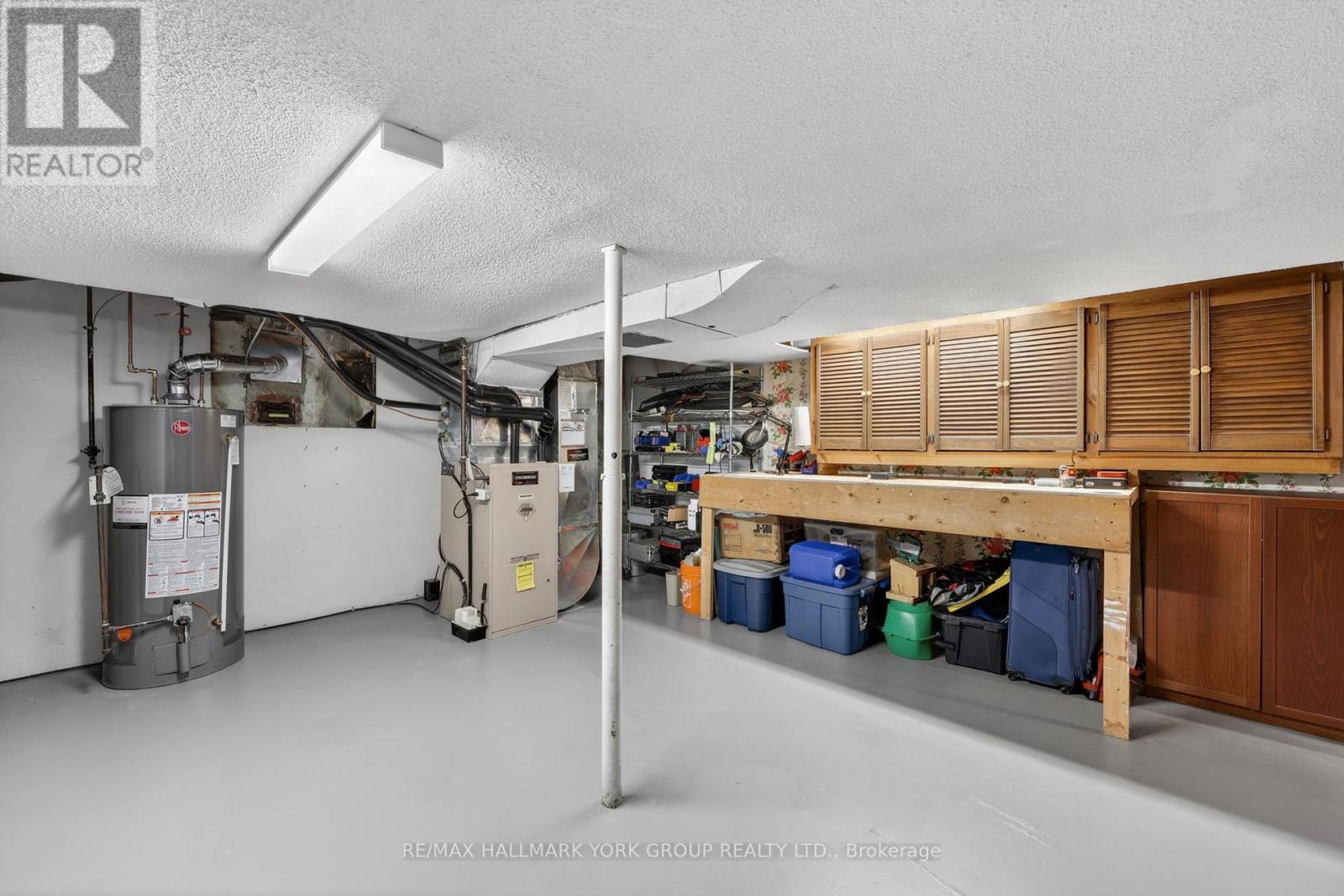 8 GRANT COURT - 39