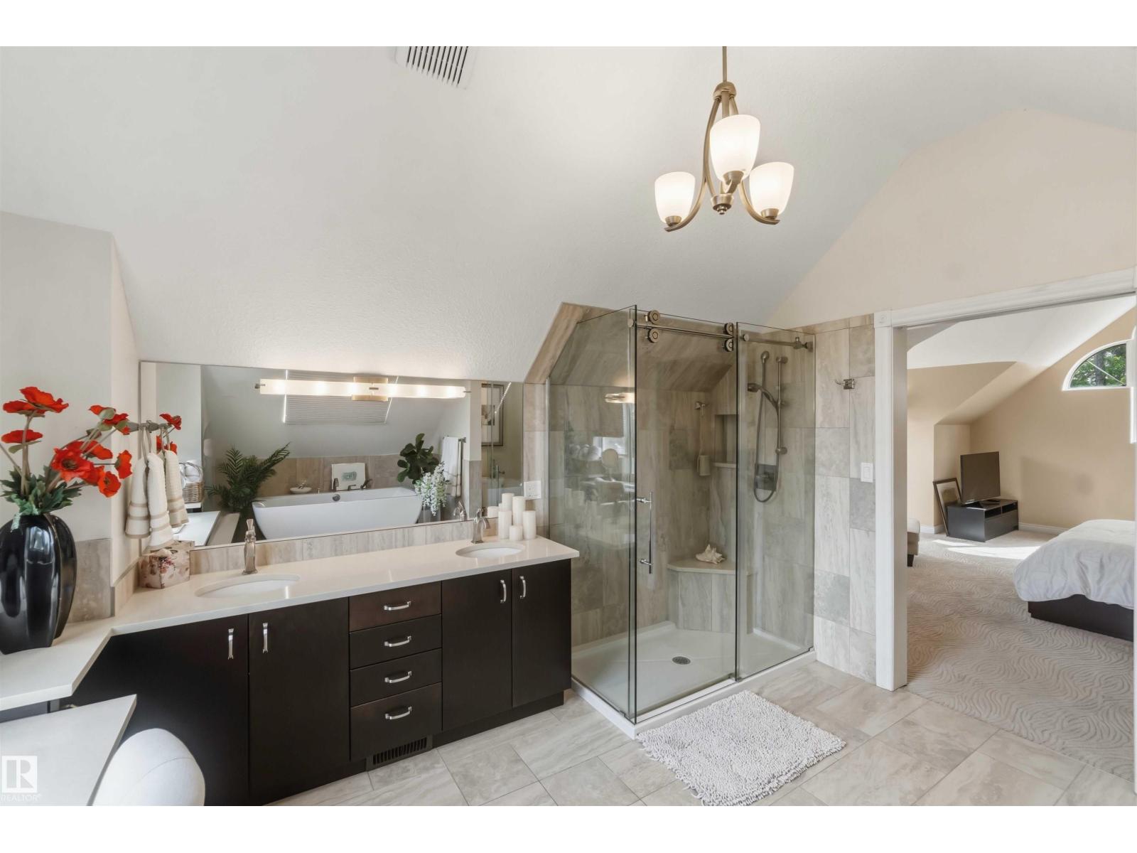 9730 95 ST NW - 49
