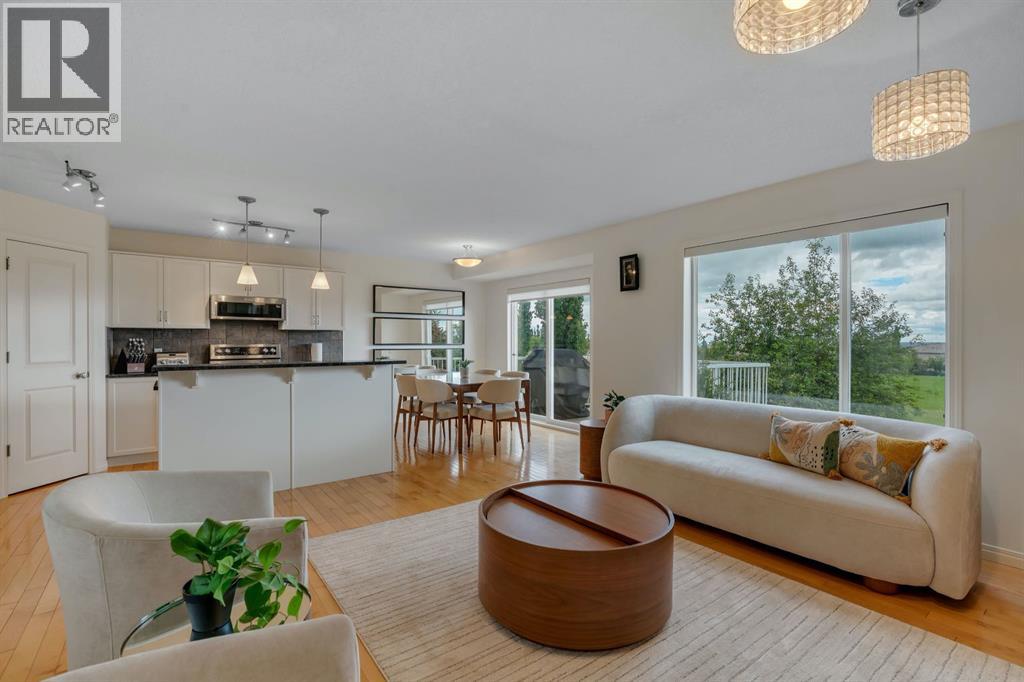 208 Royal Birch Circle NW - photo 2