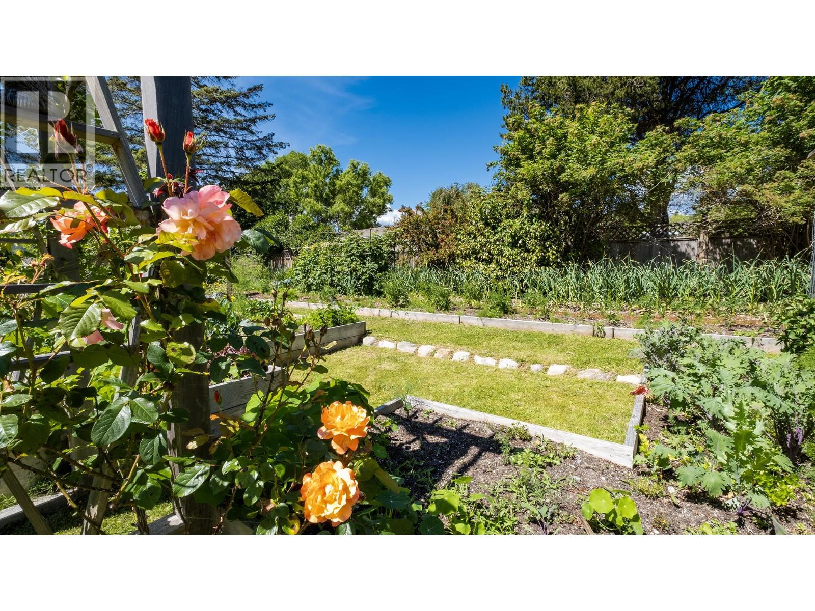 5555 WINTER ROAD, Sechelt