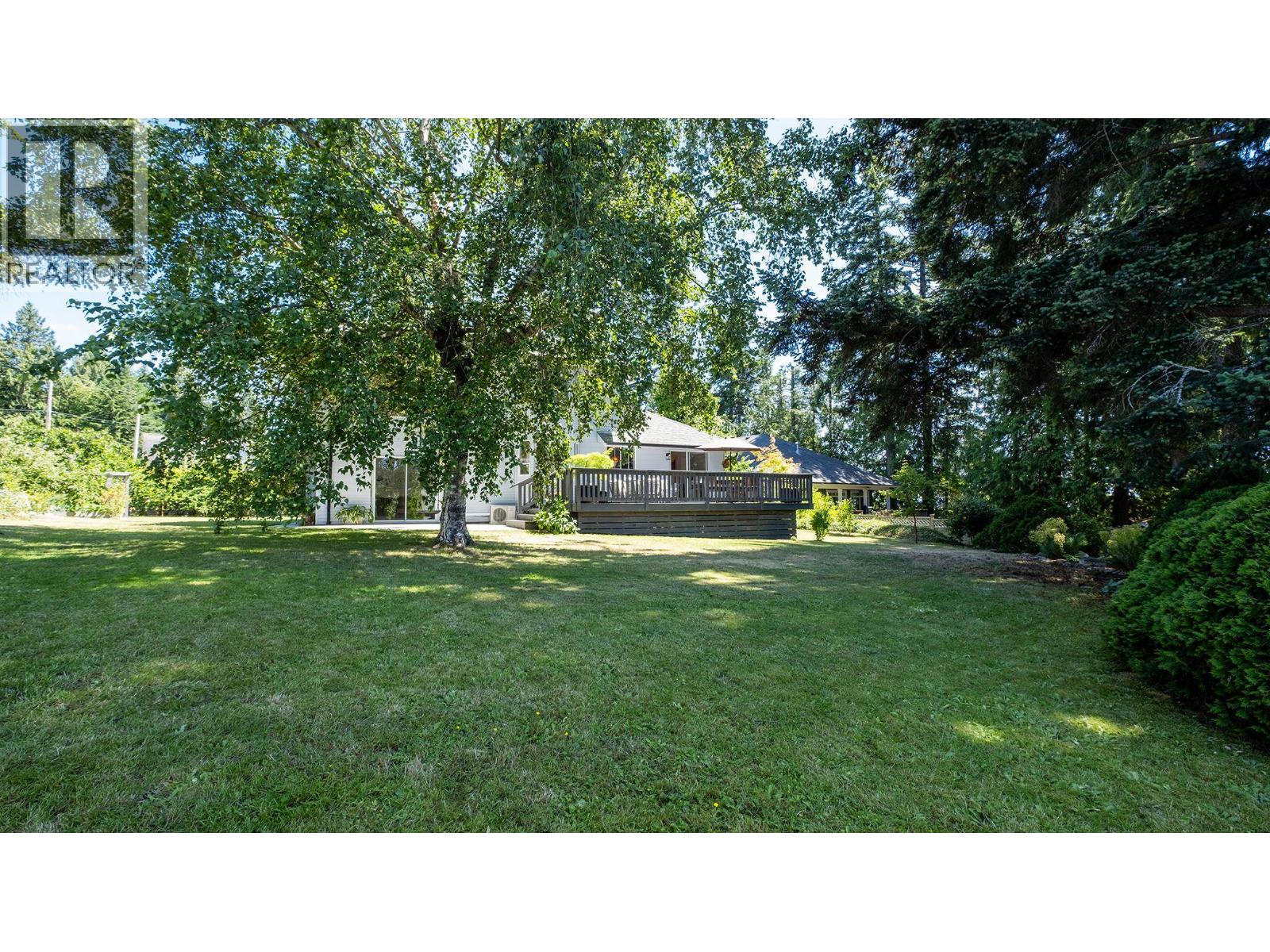 5555 WINTER ROAD, Sechelt