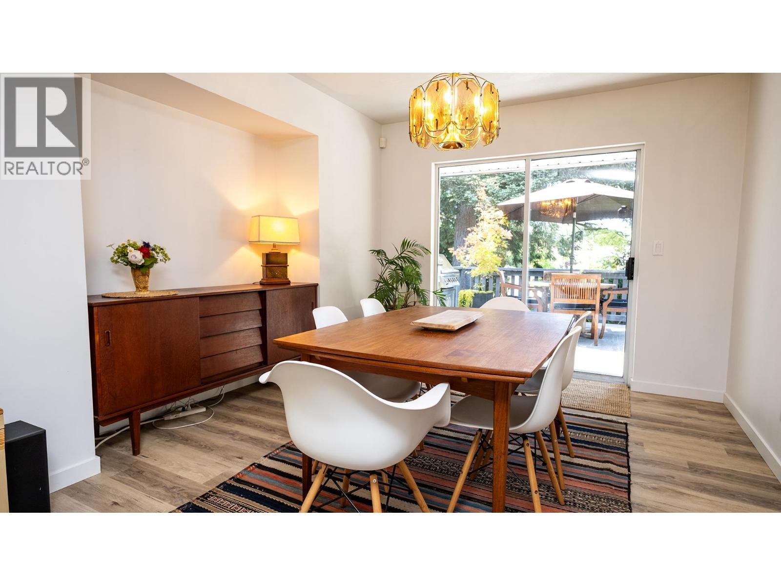 5555 WINTER ROAD, Sechelt
