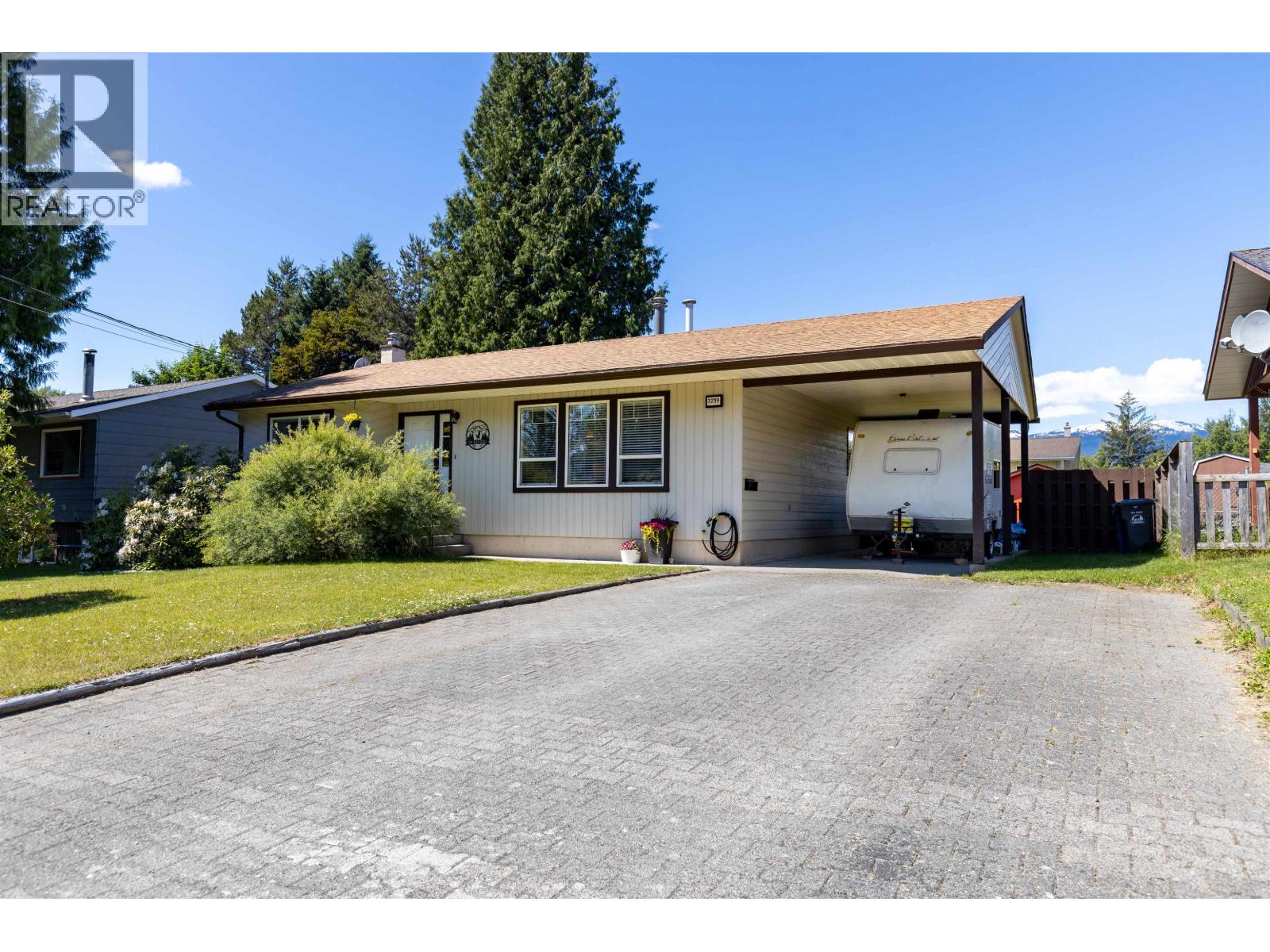 2219 EVERGREEN STREET - 1