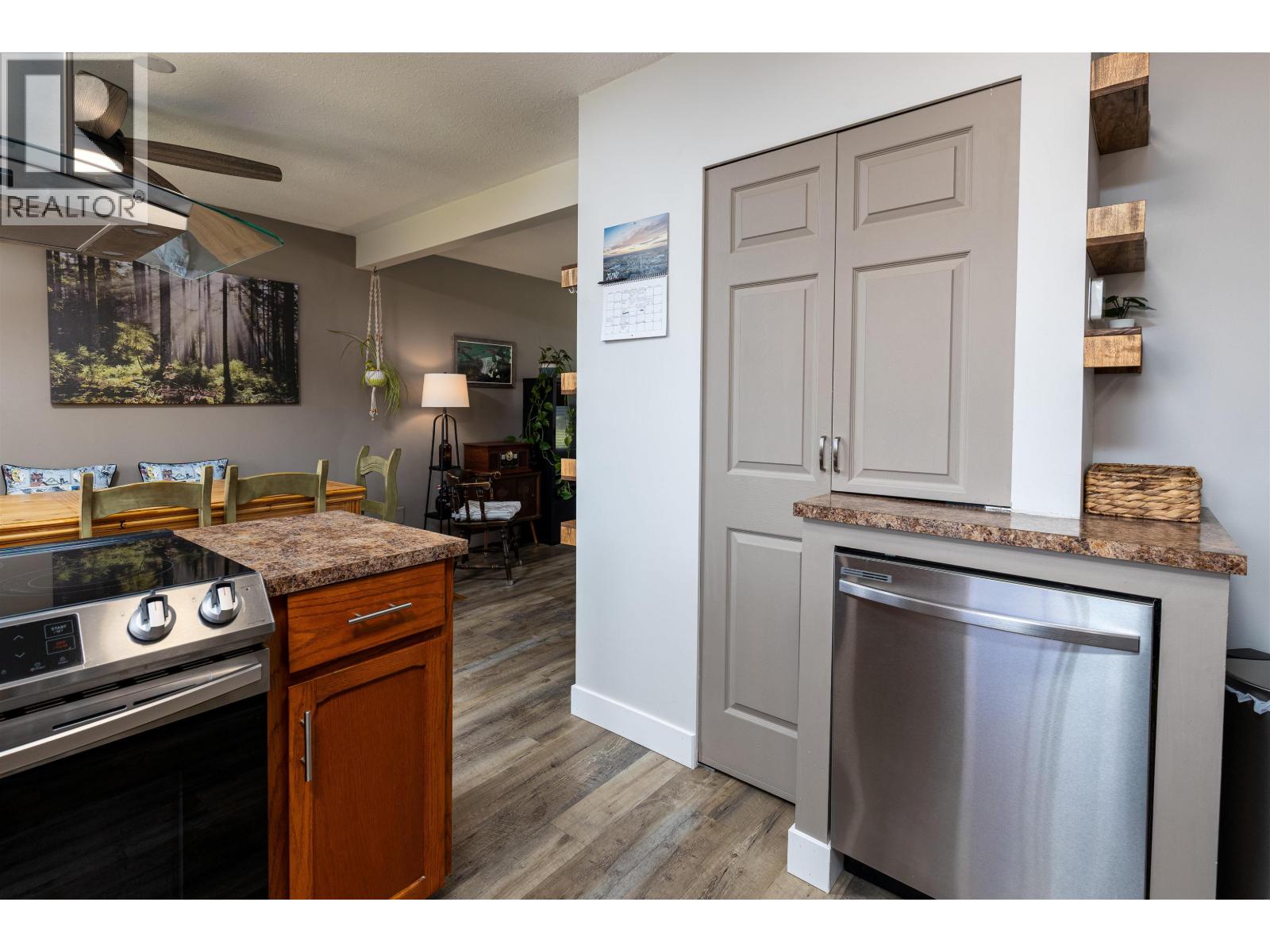 2219 EVERGREEN STREET - 6