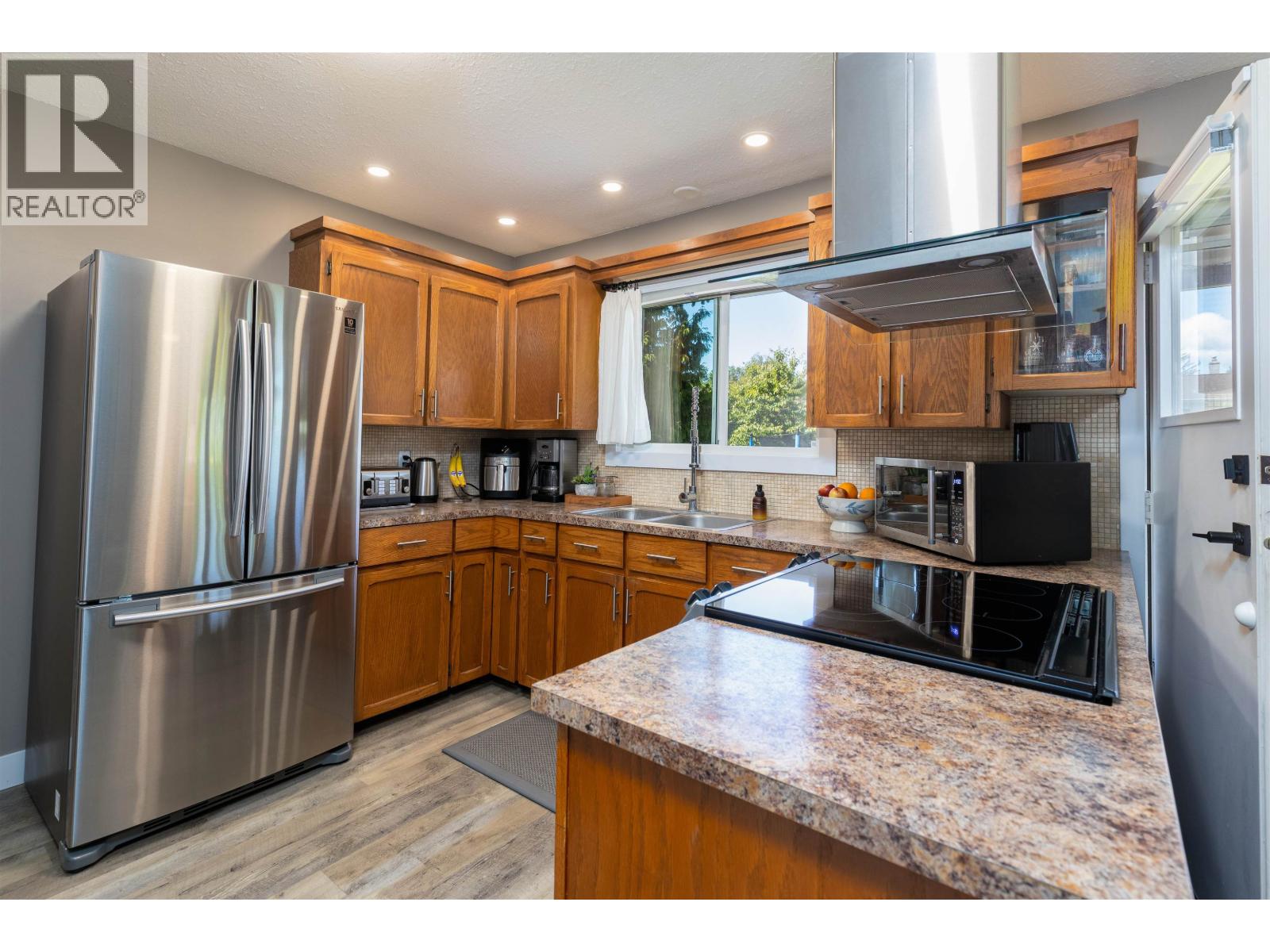 2219 EVERGREEN STREET - 8