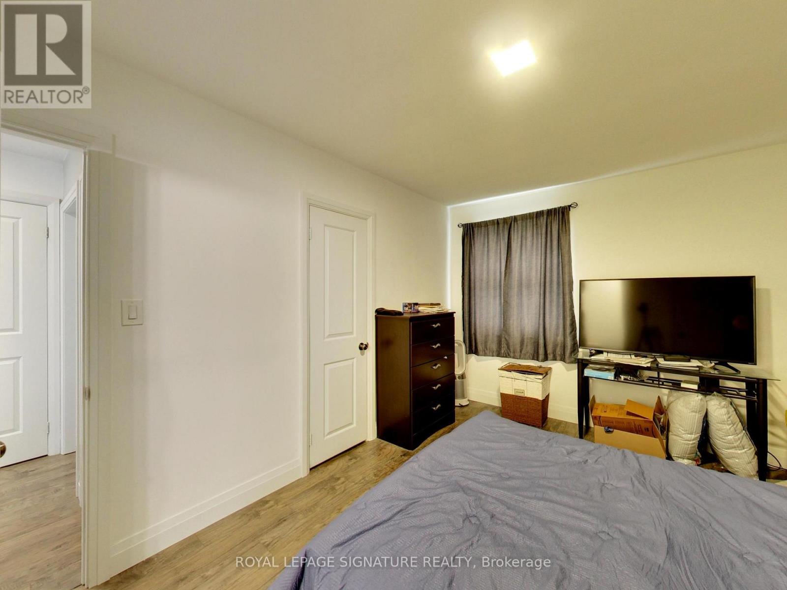 102 CENTRAL PARK BOULEVARD N - 28