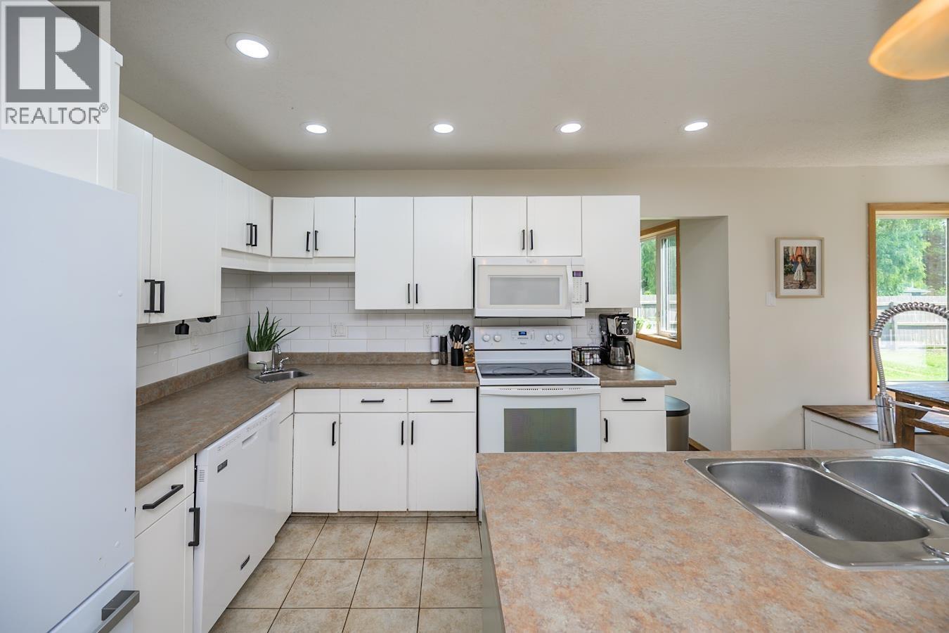 2675 RIDGEVIEW DRIVE - Image 3
