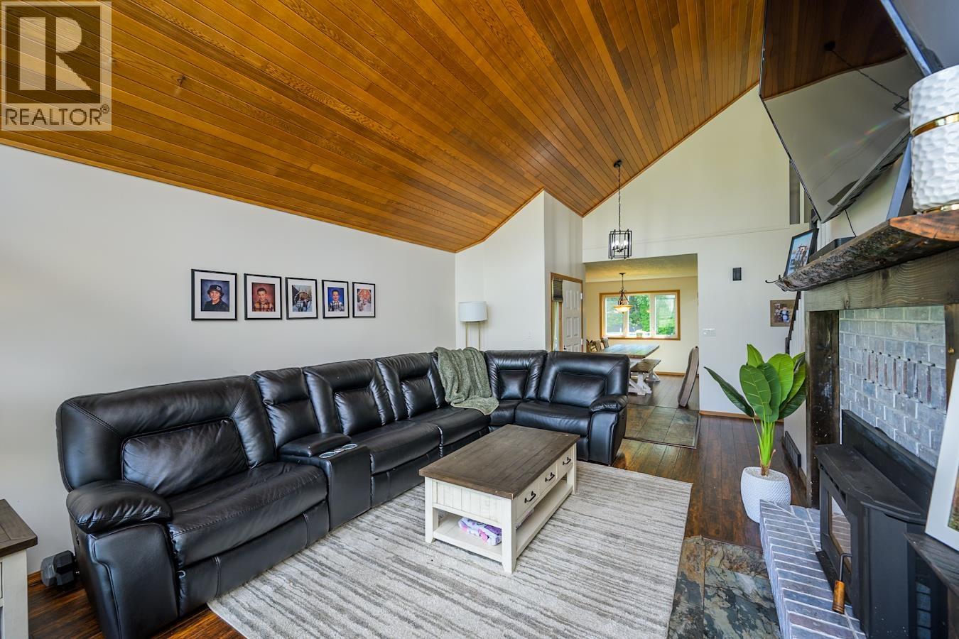 2675 RIDGEVIEW DRIVE - 12