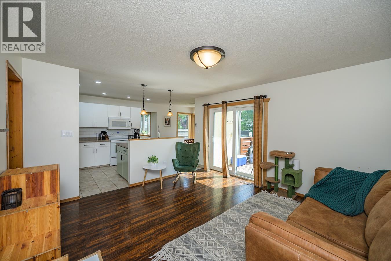 2675 RIDGEVIEW DRIVE - 6