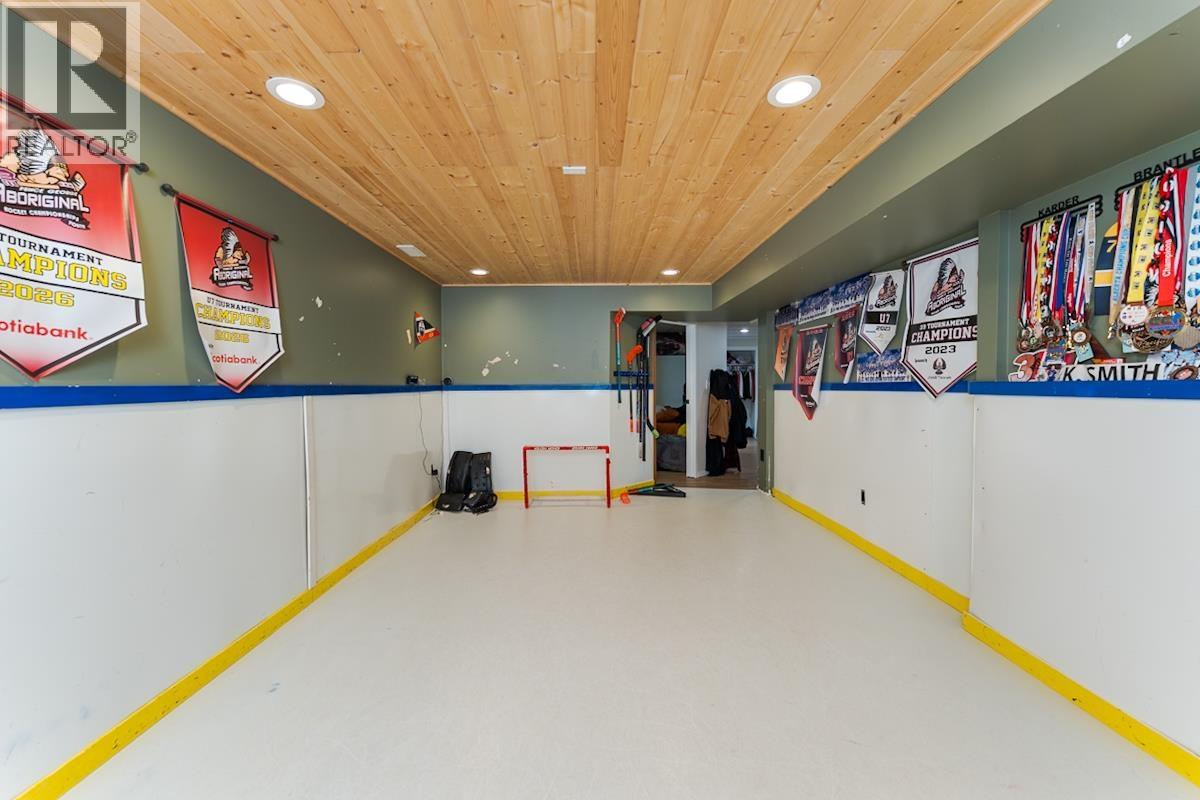 2675 RIDGEVIEW DRIVE - 34