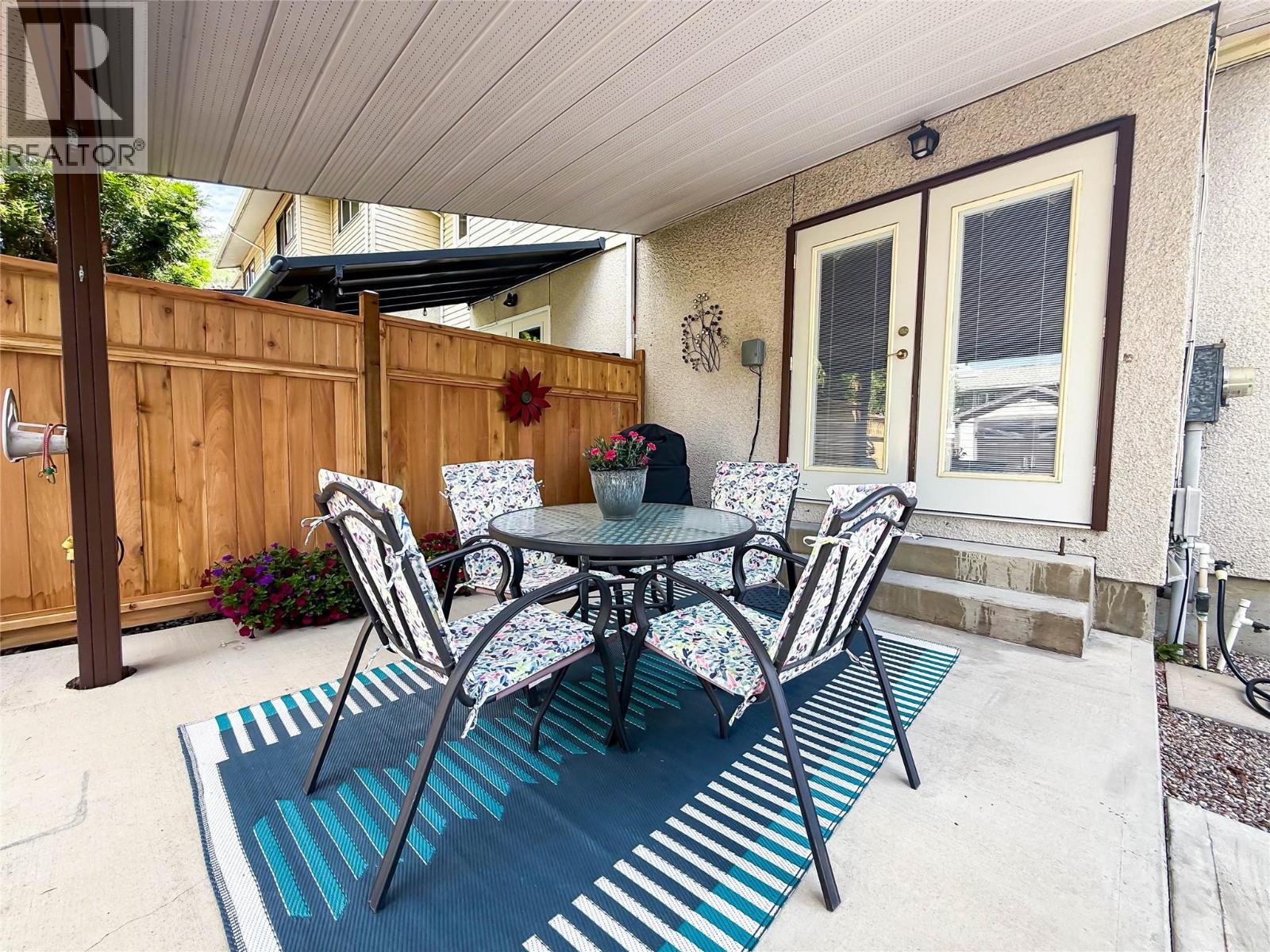1213 Primrose Street, Trail