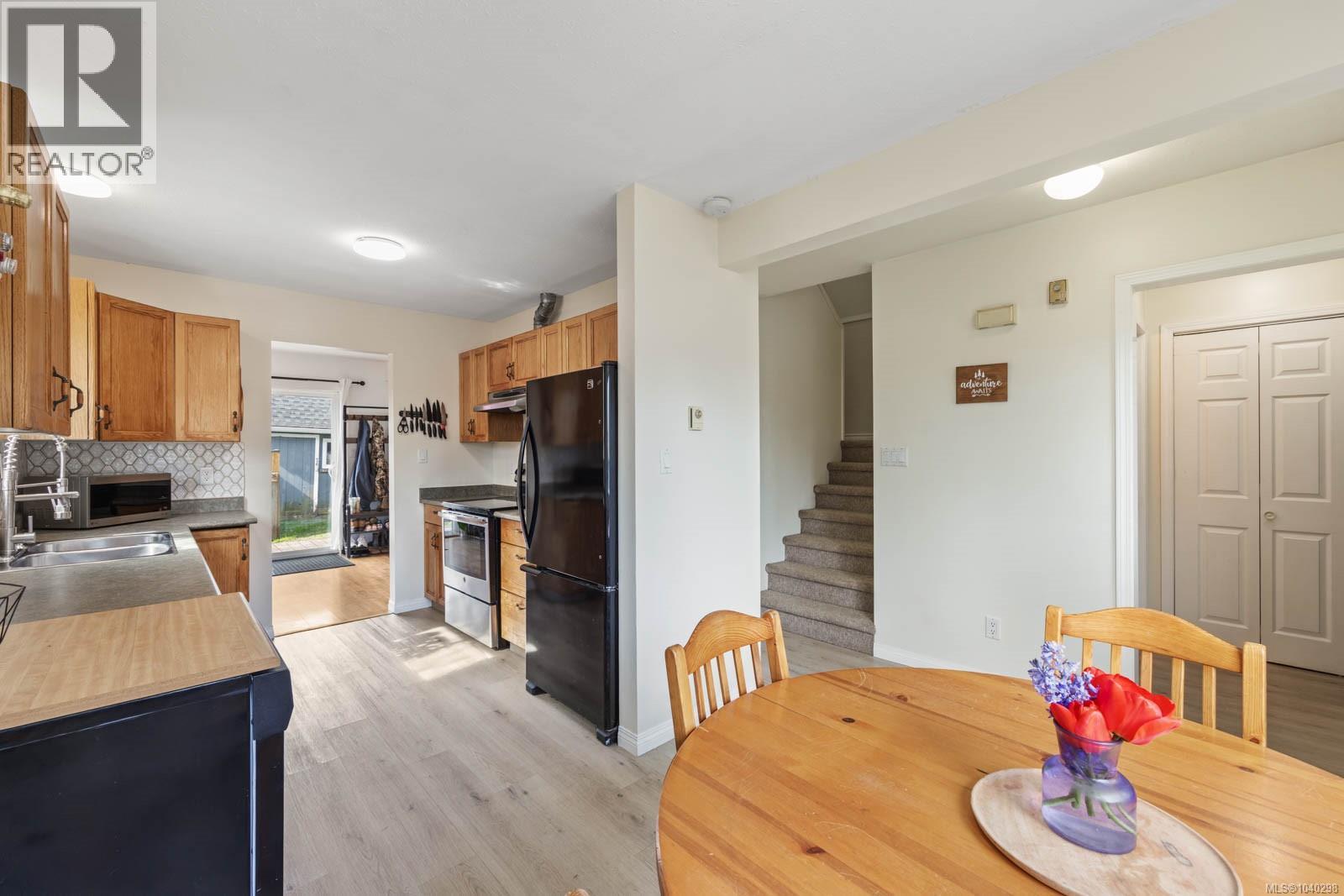 #B 345 Menzies Ave - 22