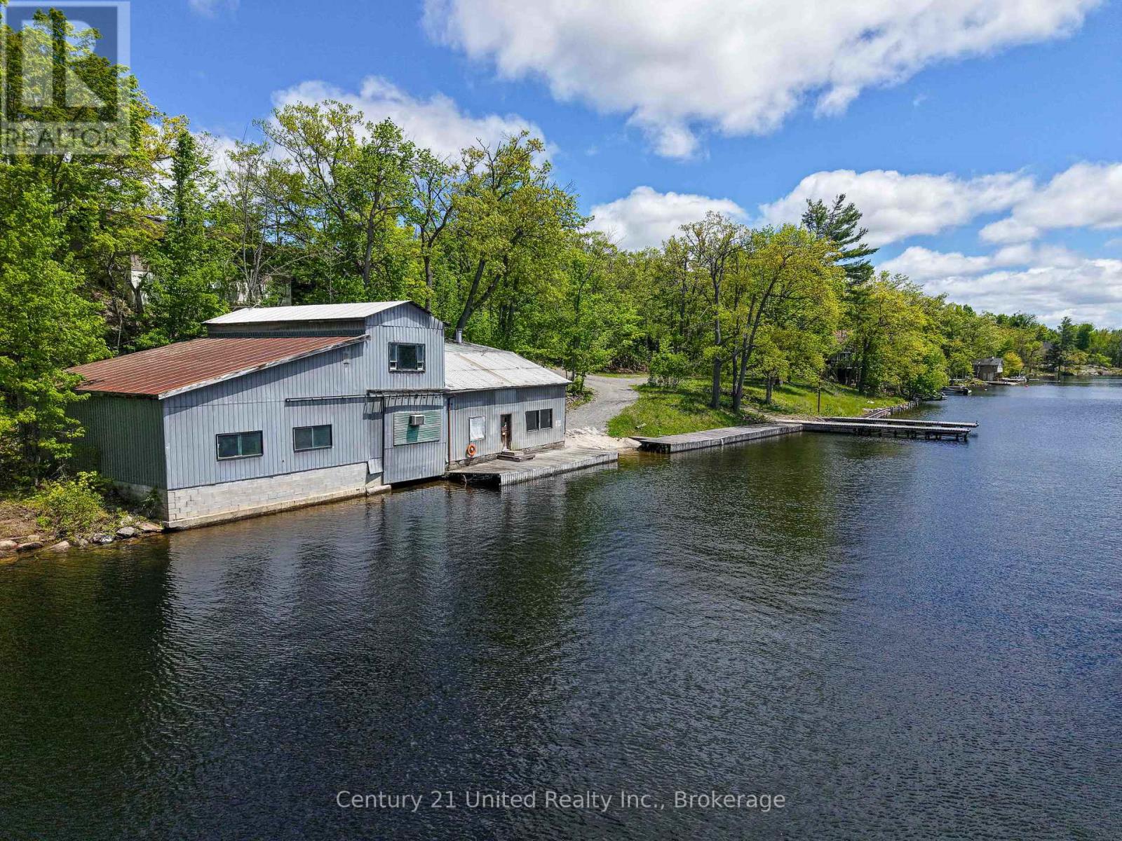 832 NORTHEY'S BAY ROAD - 2